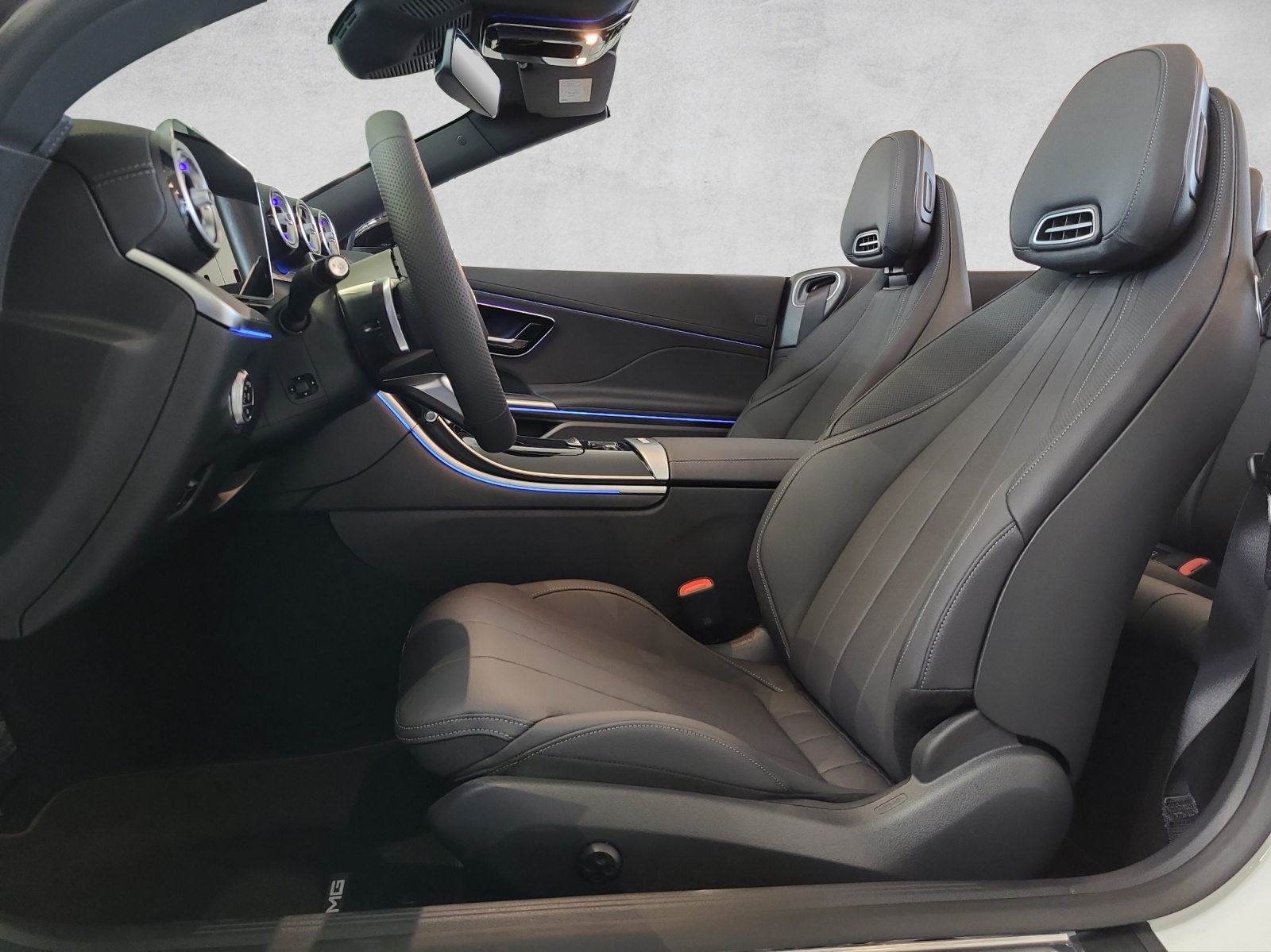 MERCEDES-BENZ CLE 300 Cabrio 4Matic 9G-Tronic-image-7