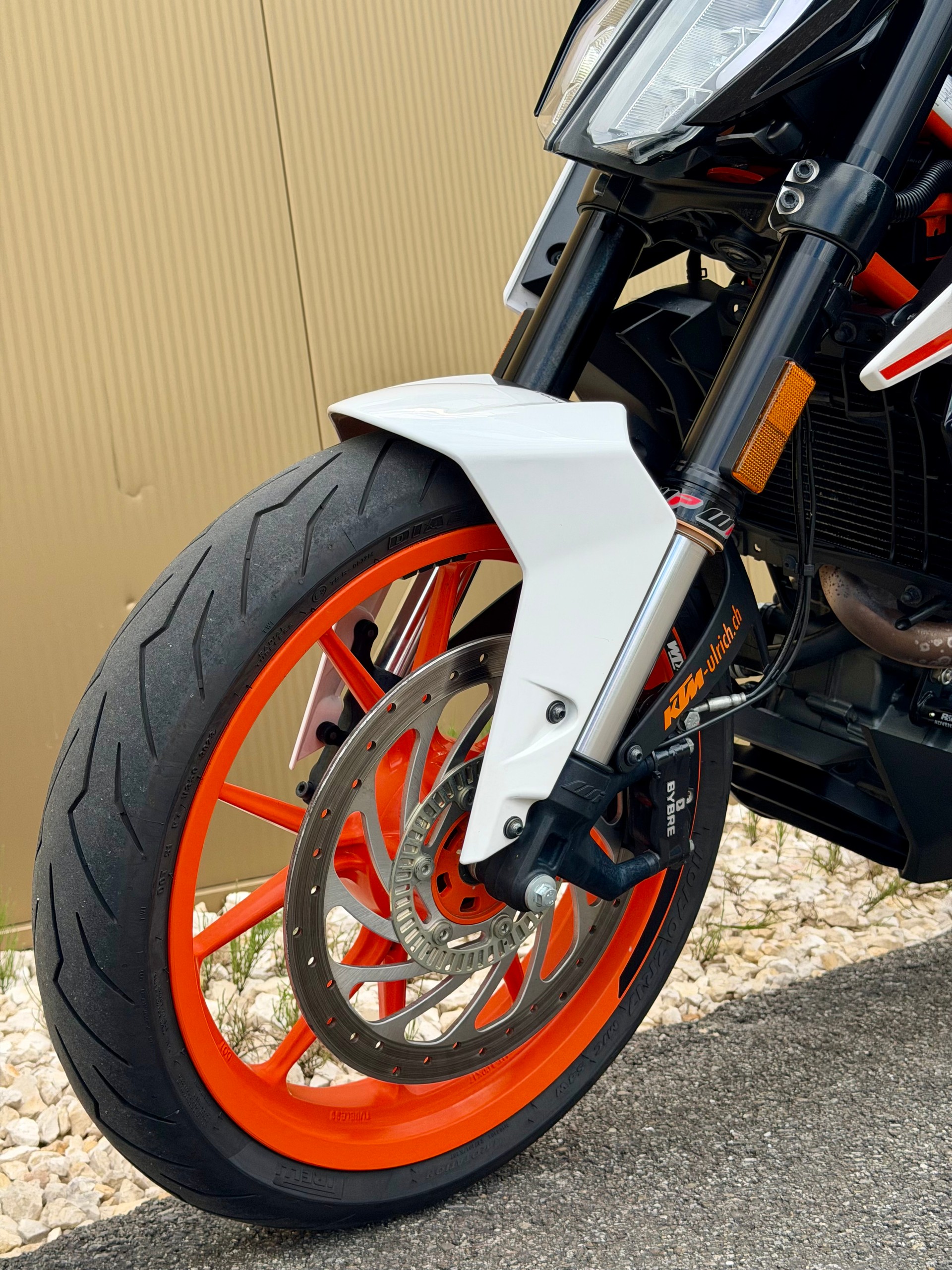 KTM 390 Duke ABS-image-8
