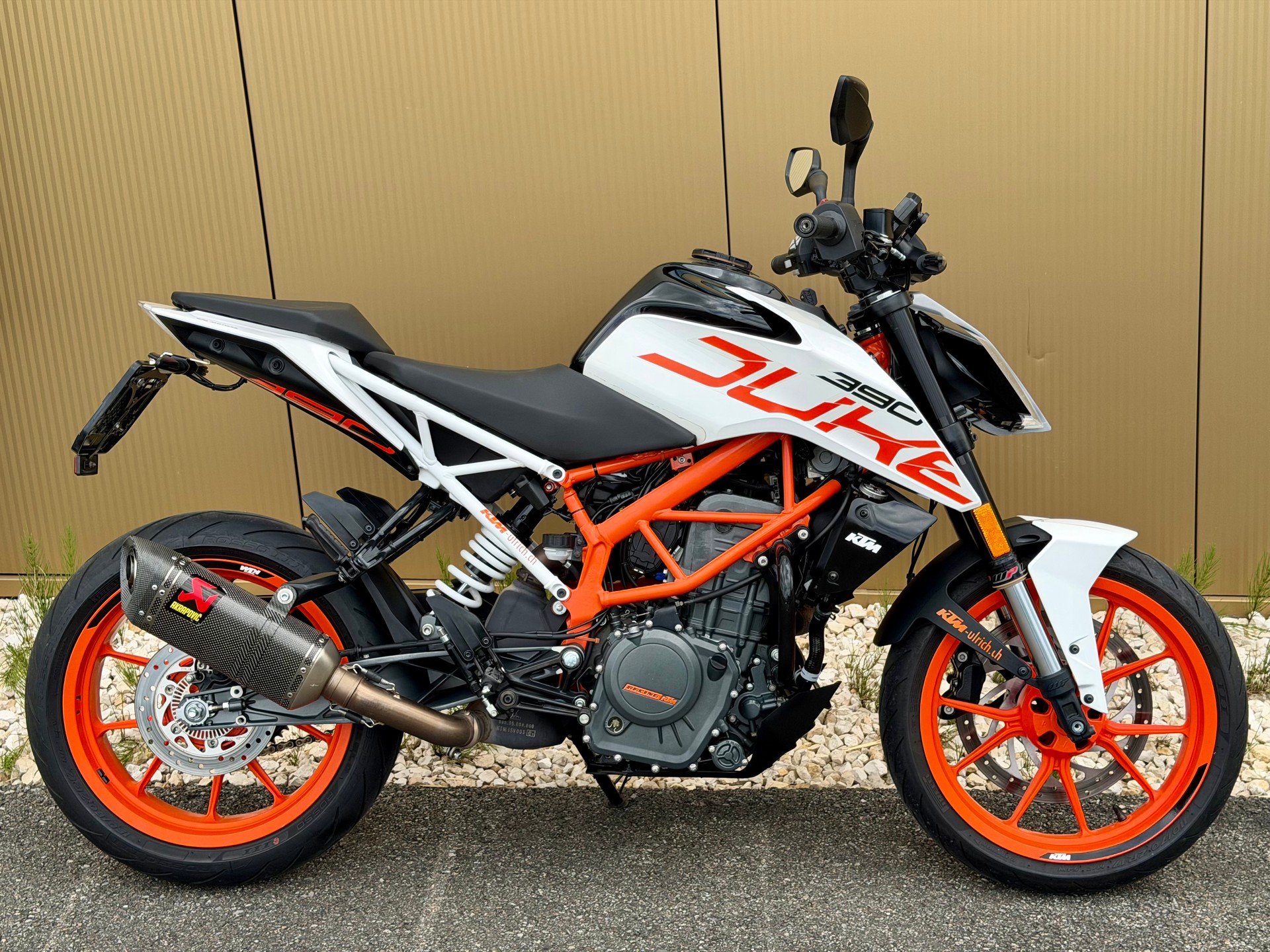 KTM 390 Duke ABS-image-3
