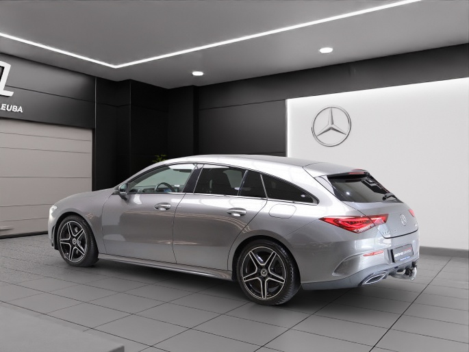 MERCEDES-BENZ CLA Shooting Brake 250 4Matic 8G-DCT-showroom-element-3