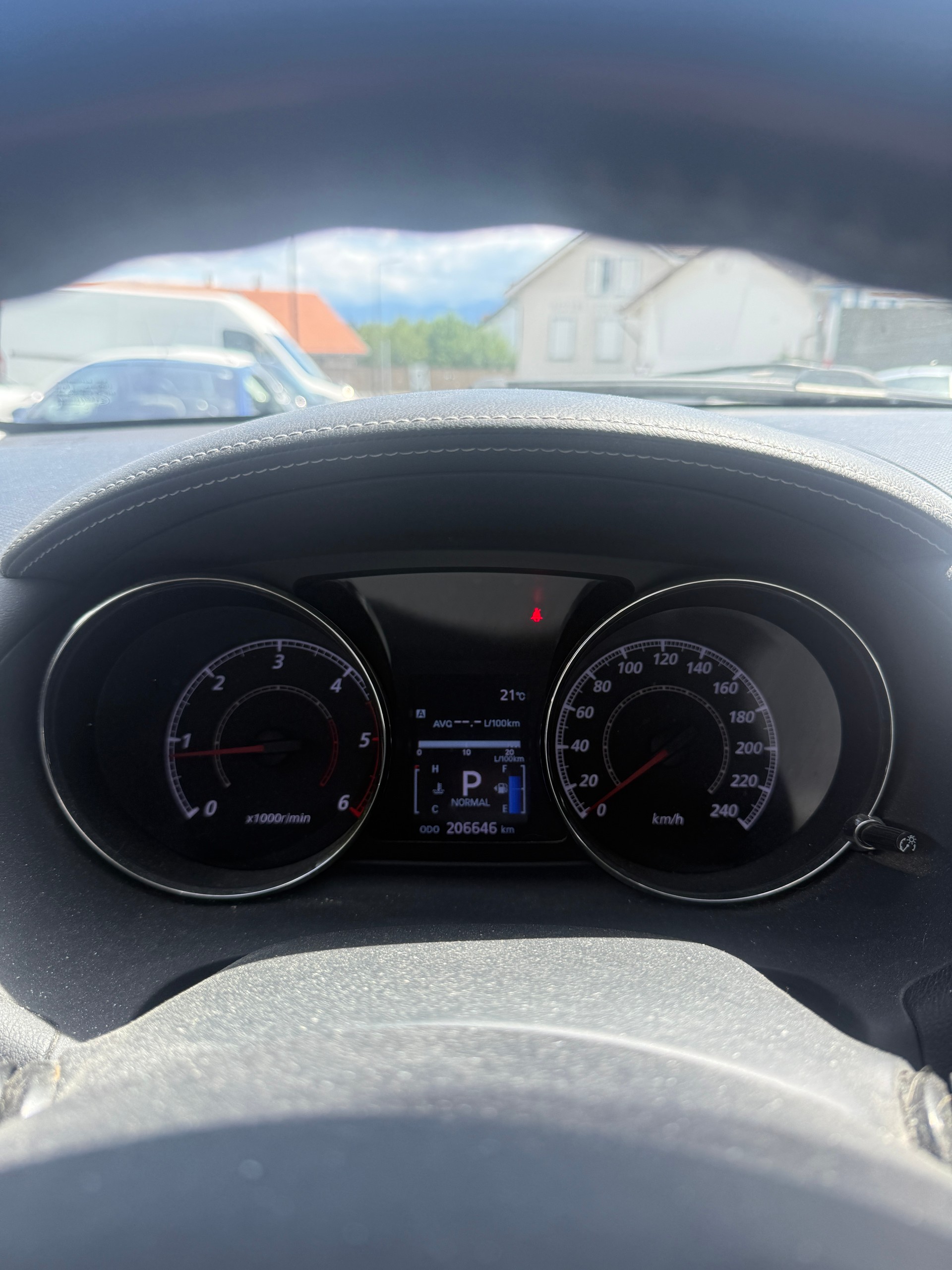 CITROEN C-Crosser 2.2 HDi Essentiel (X)-image-8