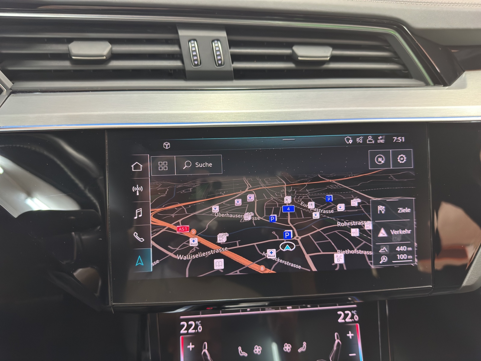 AUDI e-tron 55 Advanced quattro-image-14