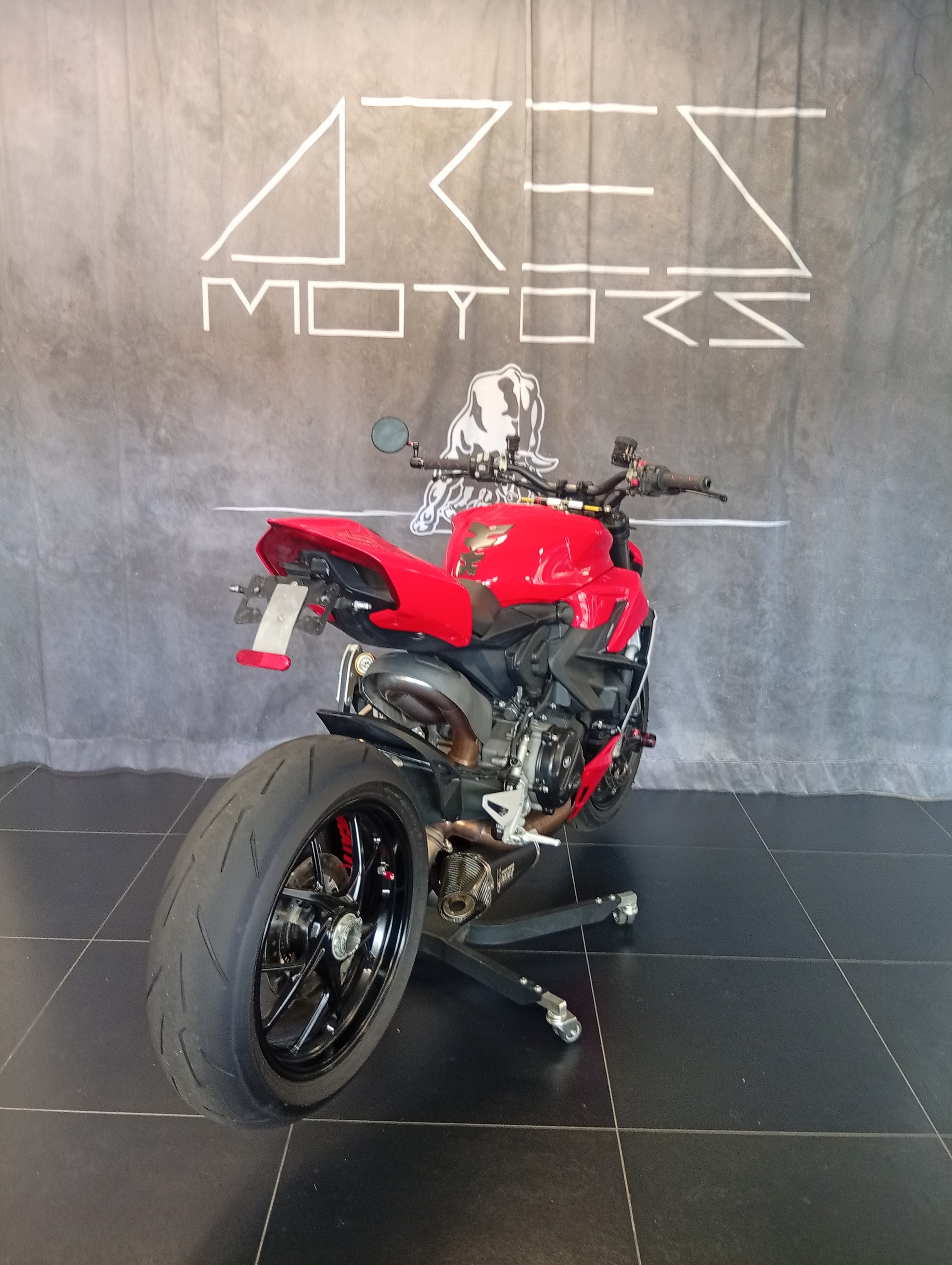 DUCATI Streetfighter V2-image-3