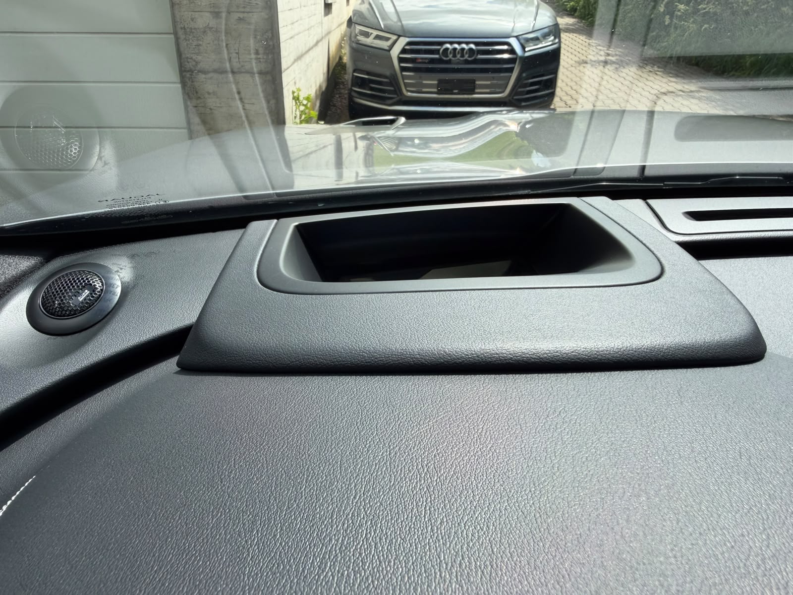 JAGUAR F-Pace 5.0 V8 SVR AWD Automatik-image-26