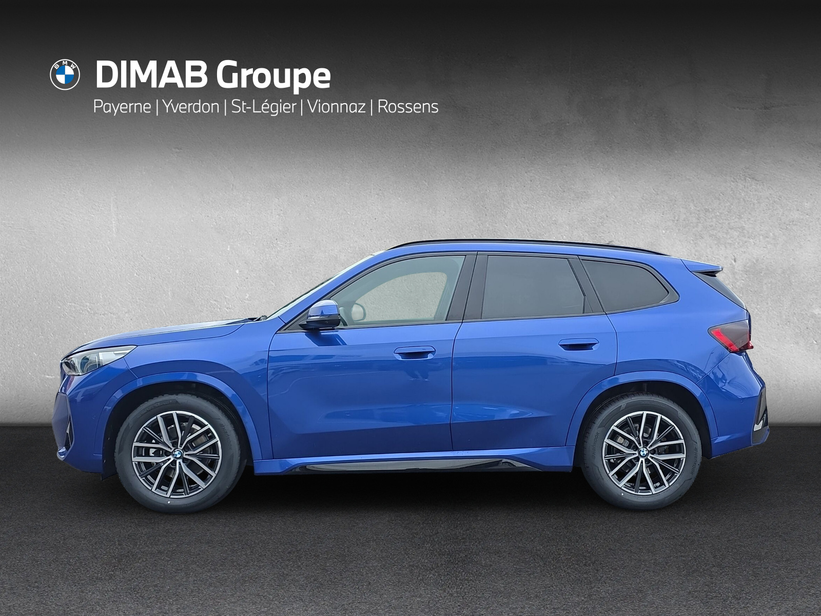 BMW iX1 eDrive 20 M Sport-showroom-element-1
