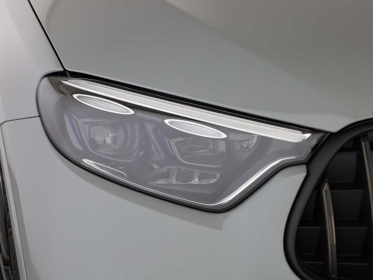 MERCEDES-BENZ GLC 53 AMG 4Matic+ 9G-Tronic-image-21