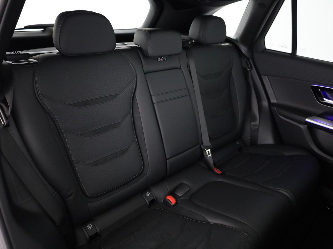 MERCEDES-BENZ GLC 53 AMG 4Matic+ 9G-Tronic-image-11