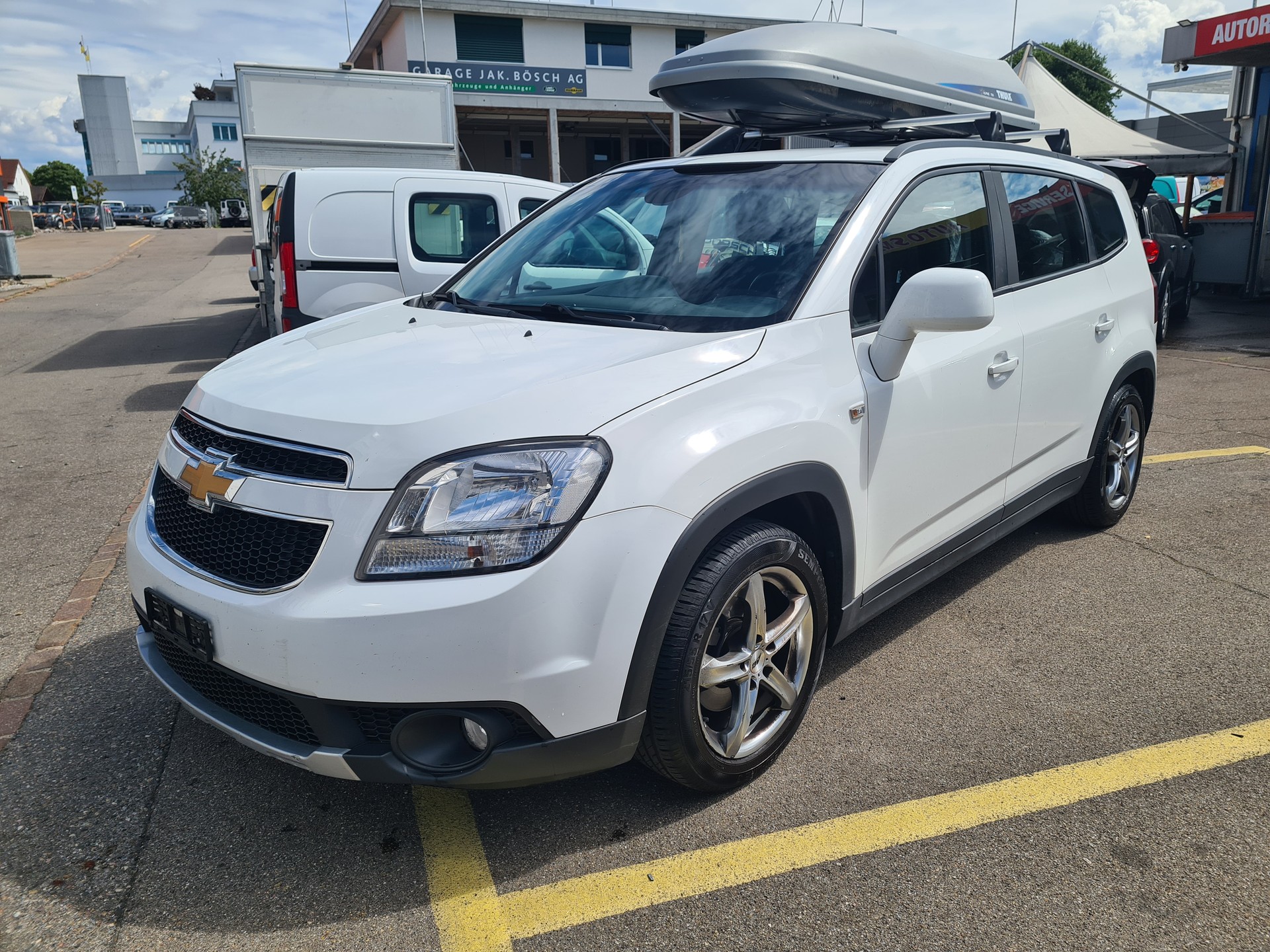 CHEVROLET Orlando 1.8 LT-showroom-element-2