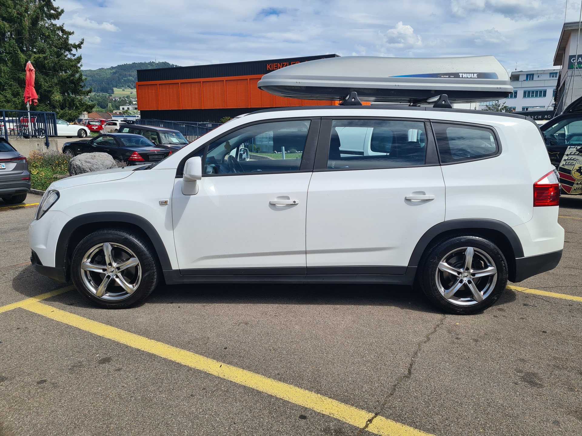 CHEVROLET Orlando 1.8 LT-showroom-element-3