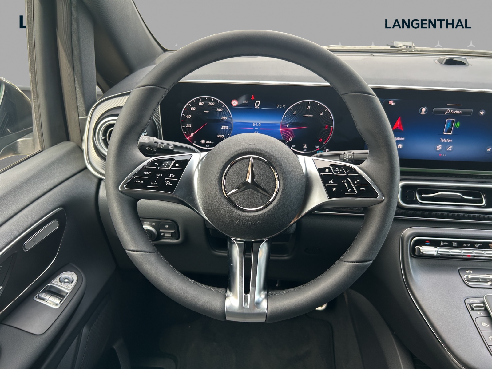 MERCEDES-BENZ V 250 d lang 4Matic Style 9G-Tronic-image-10