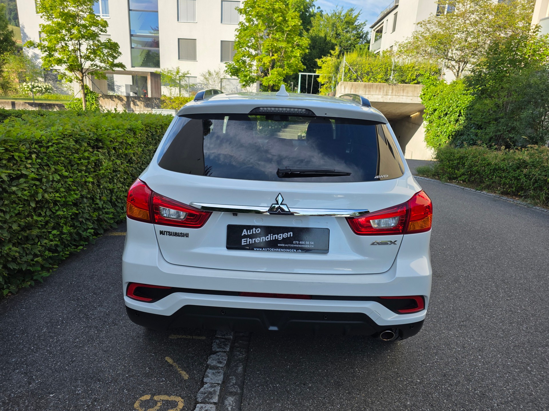 MITSUBISHI ASX 2.2 DID Diamond 4WD Automatic-image-5