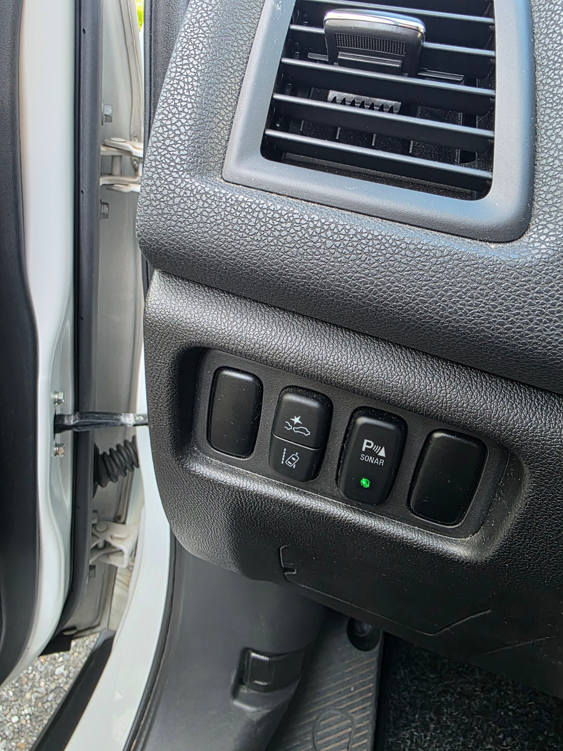 MITSUBISHI ASX 2.2 DID Diamond 4WD Automatic-image-12