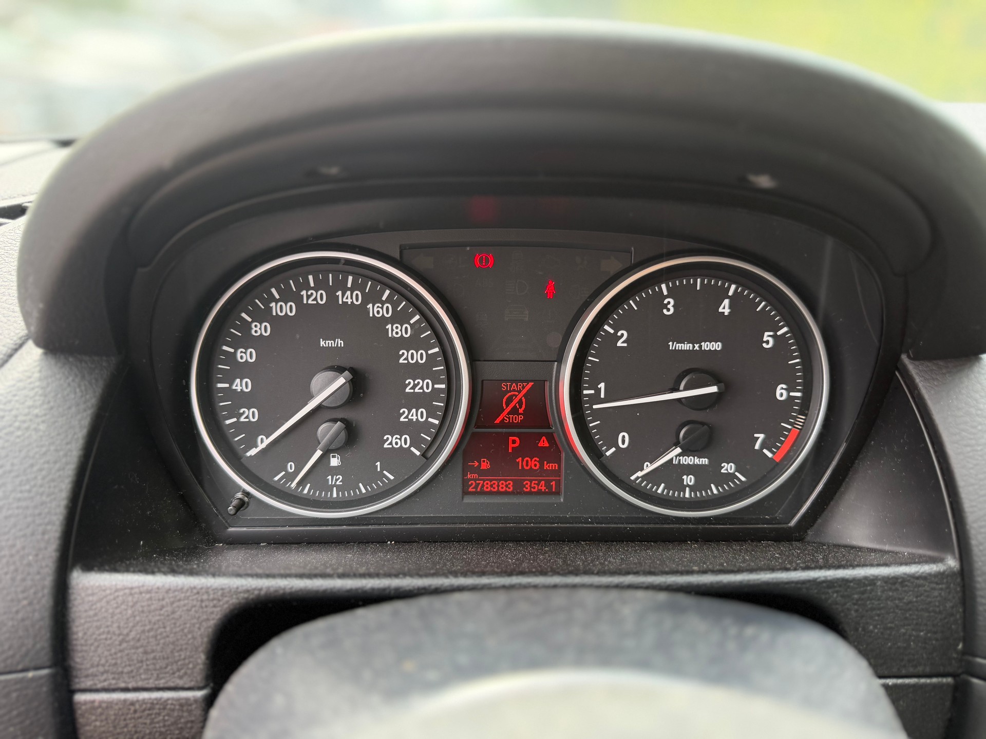 BMW X1 xDrive 20i Sport Line Steptronic-image-8