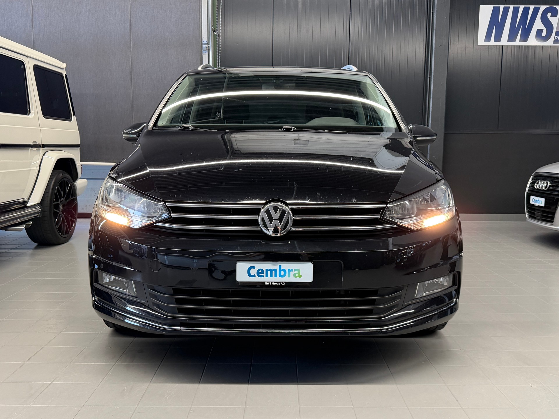 VW Touran 1.4 TSI BlueMotion Technology Highline DSG 7-Sitzer-showroom-element-2