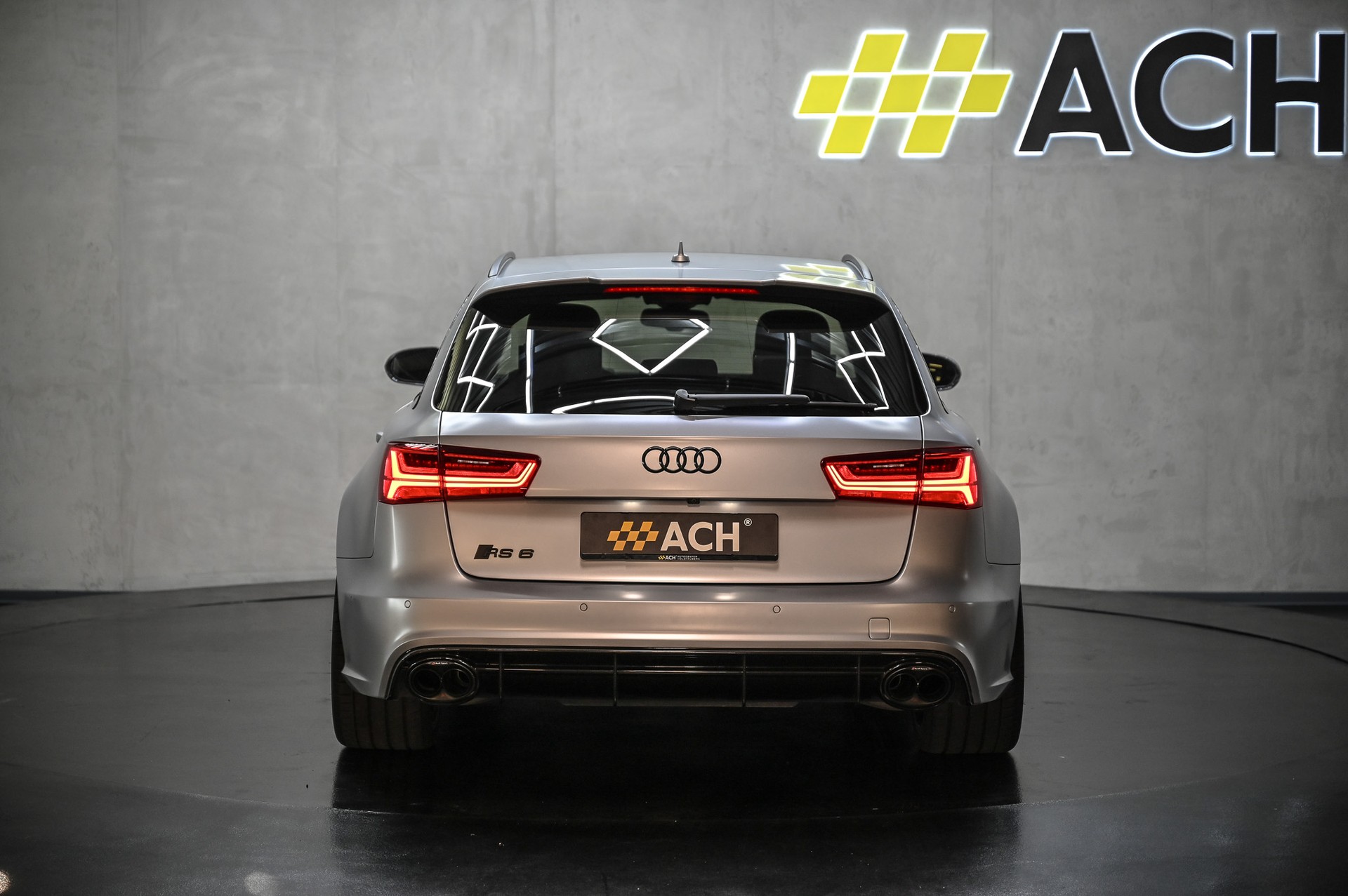 AUDI RS6 Avant 4.0 TFSI V8 performance quattro-image-7