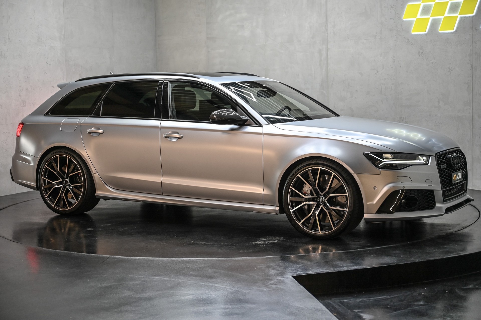 AUDI RS6 Avant 4.0 TFSI V8 performance quattro-image-11