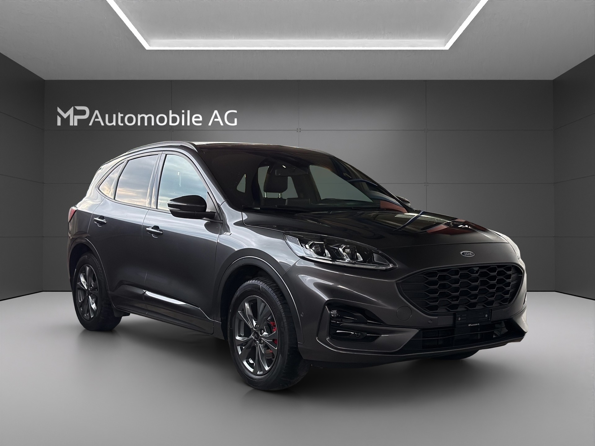 FORD Kuga 2.5 FHEV ST-Line X 4WD-showroom-element-1