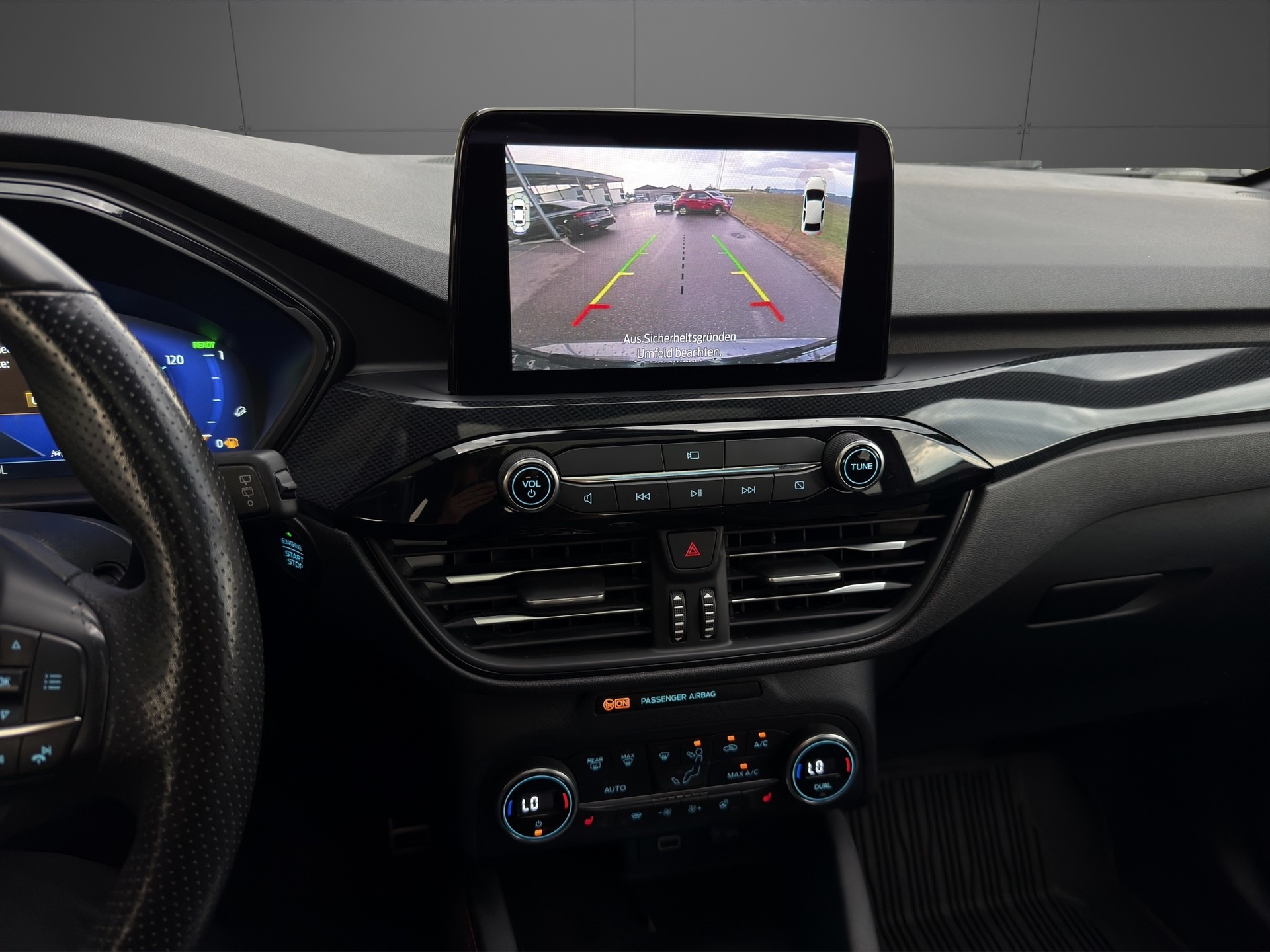 FORD Kuga 2.5 FHEV ST-Line X 4WD-image-14