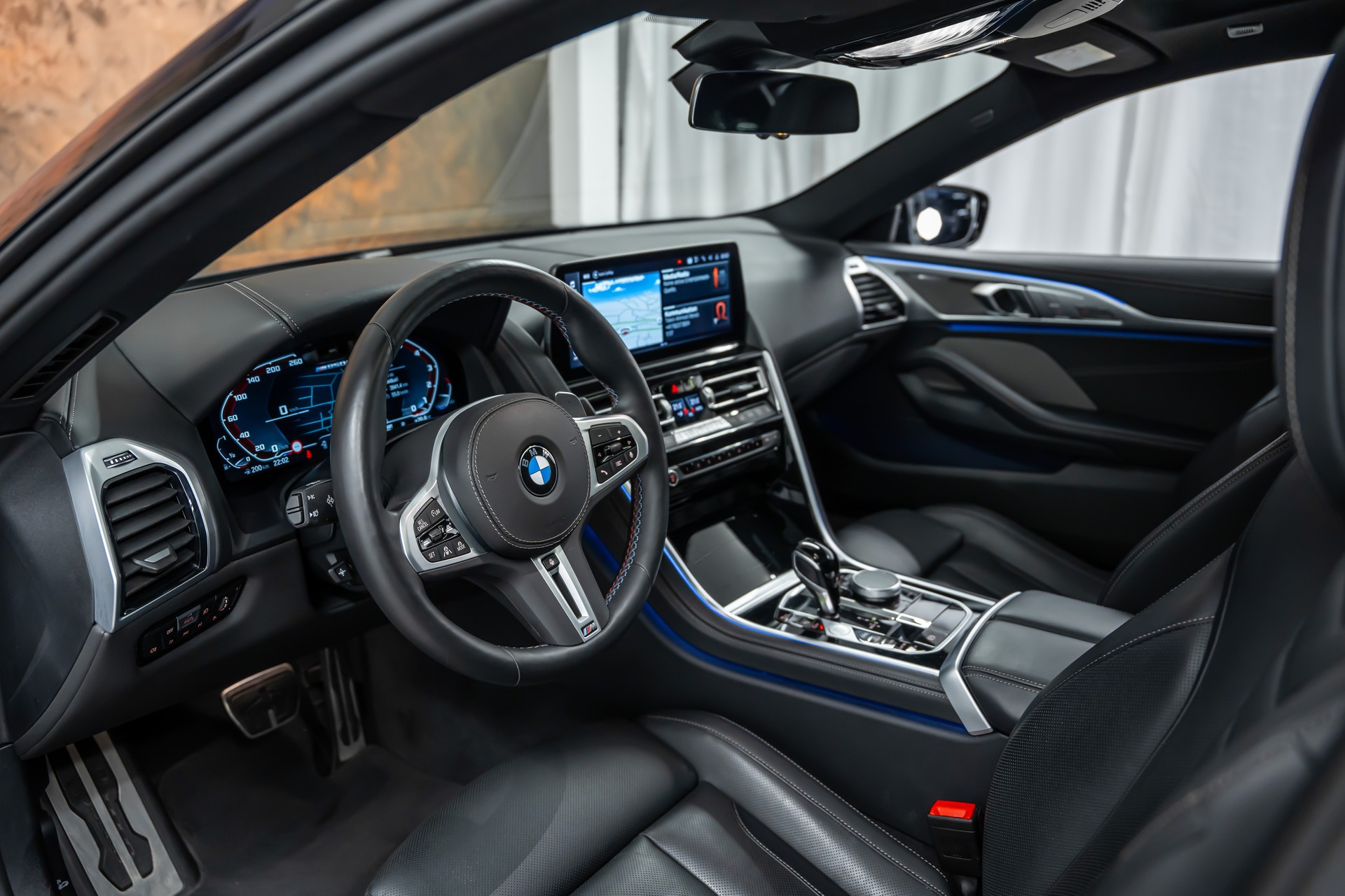 BMW M850i xDrive Gran Coupé Steptronic *Facelift*Panorama*Iconic Glow*360°*-image-11