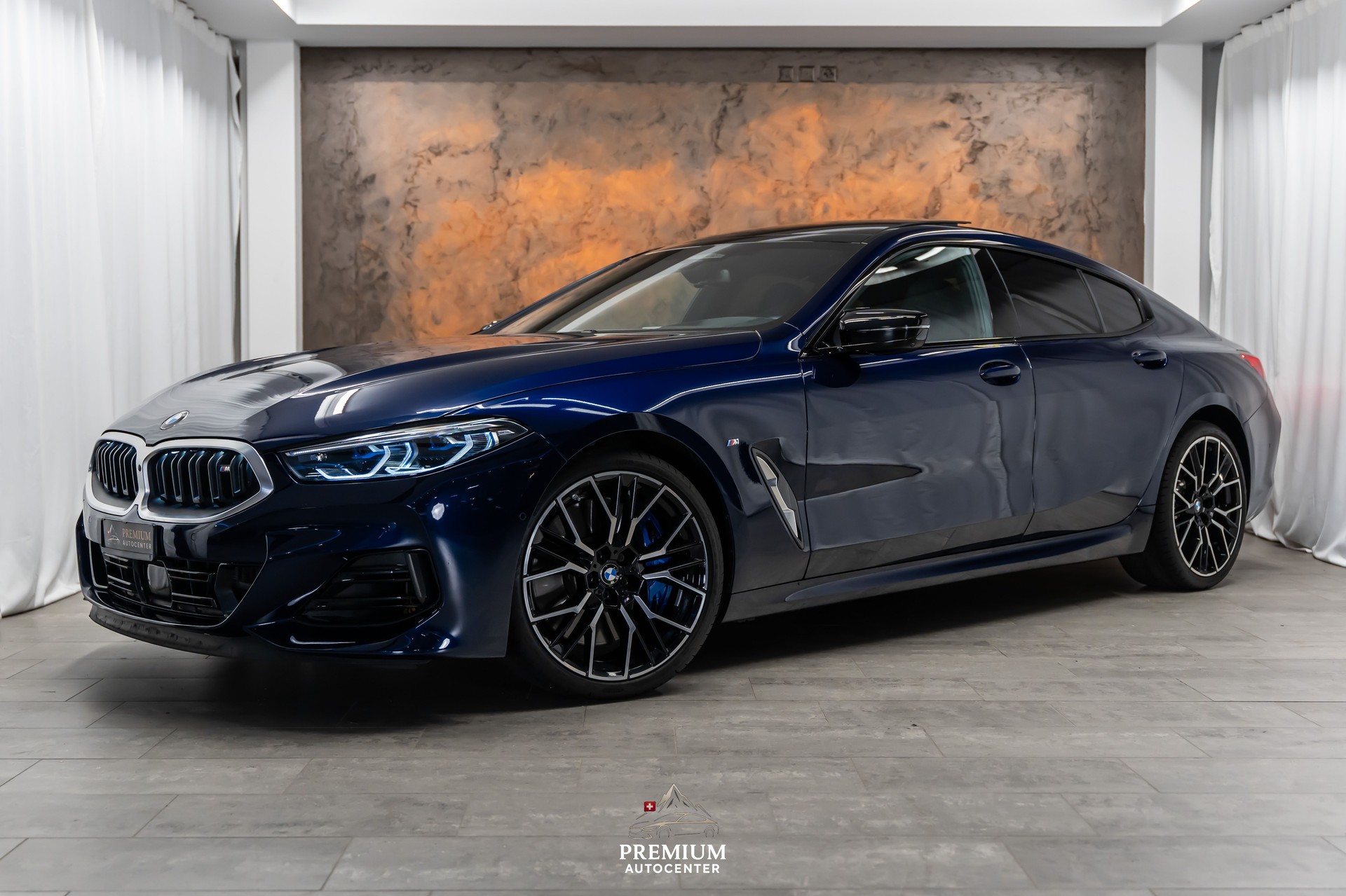 BMW M850i xDrive Gran Coupé Steptronic *Facelift*Panorama*Iconic Glow*360°*