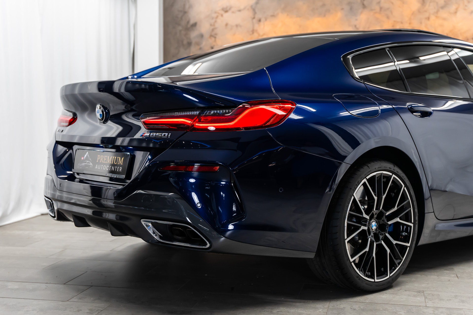 BMW M850i xDrive Gran Coupé Steptronic *Facelift*Panorama*Iconic Glow*360°*-image-6