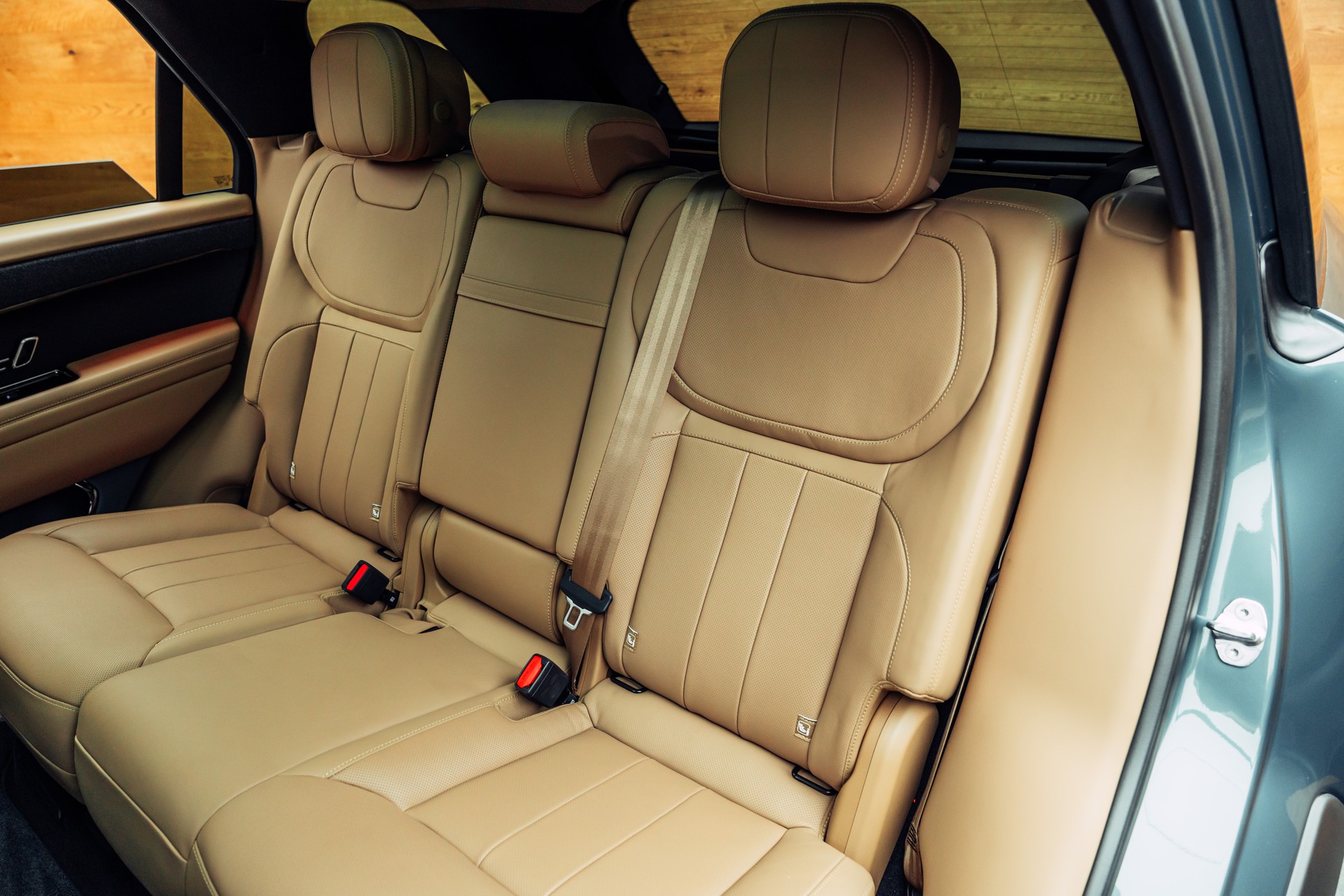 LAND ROVER Range Rover Sport D300 3.0 TD6 MHEV Dynamic SE Automatic Giola Green-image-9