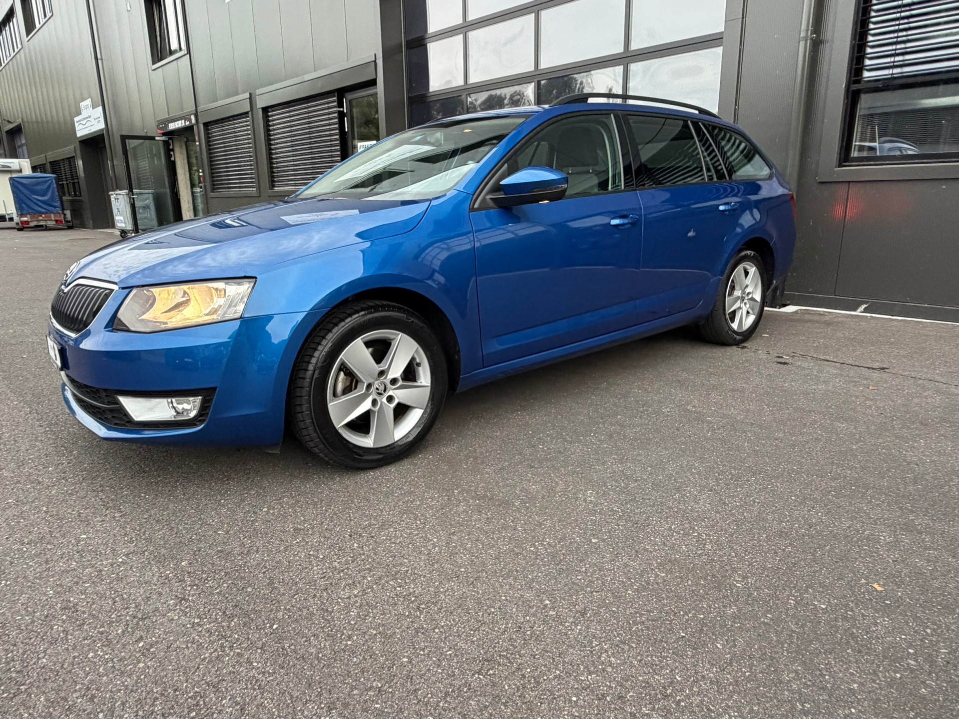 SKODA Octavia Combi 1.4 TSI G-tec Ambition CNG-image-4