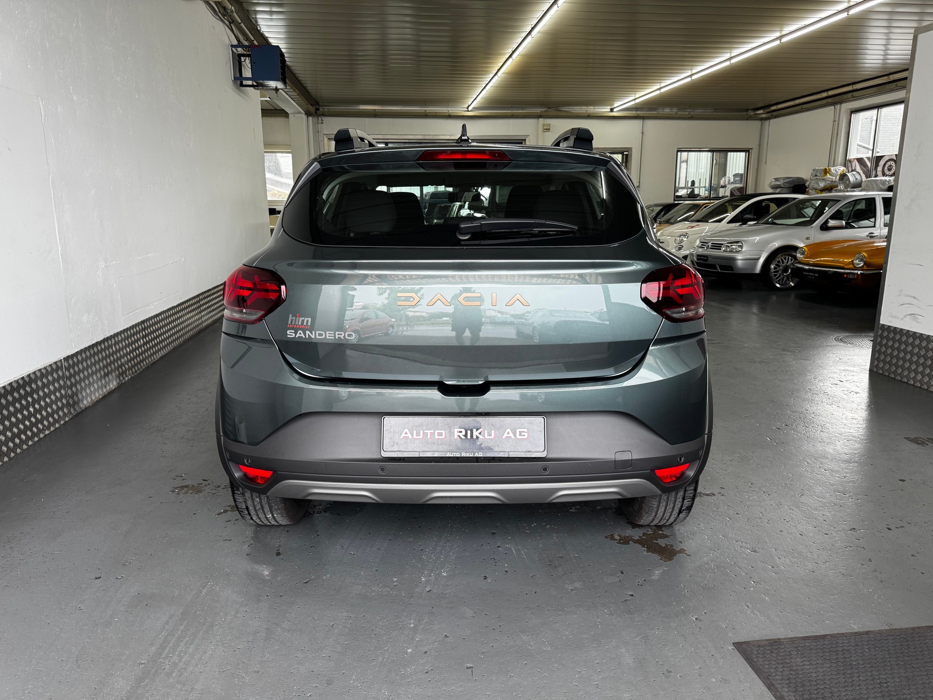 DACIA Sandero Stepway TCe 90 Comfort CVT-image-10