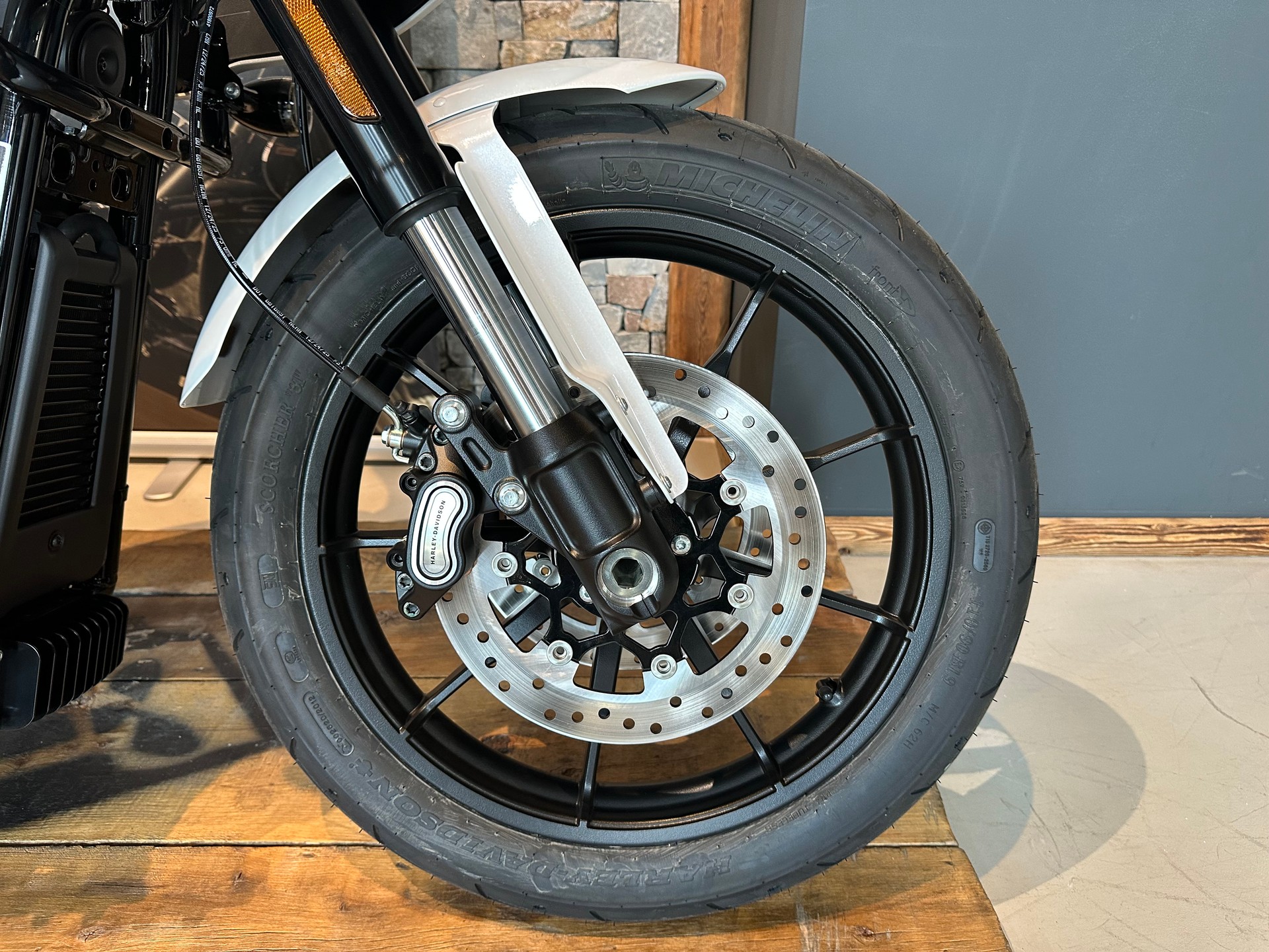 HARLEY-DAVIDSON FXLRST Low Rider ST 117ci-image-5