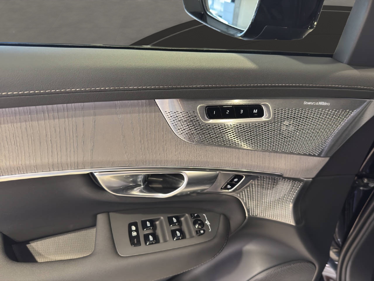 VOLVO XC90 2.0 T8 TE Ultra Dark eAWD-image-10