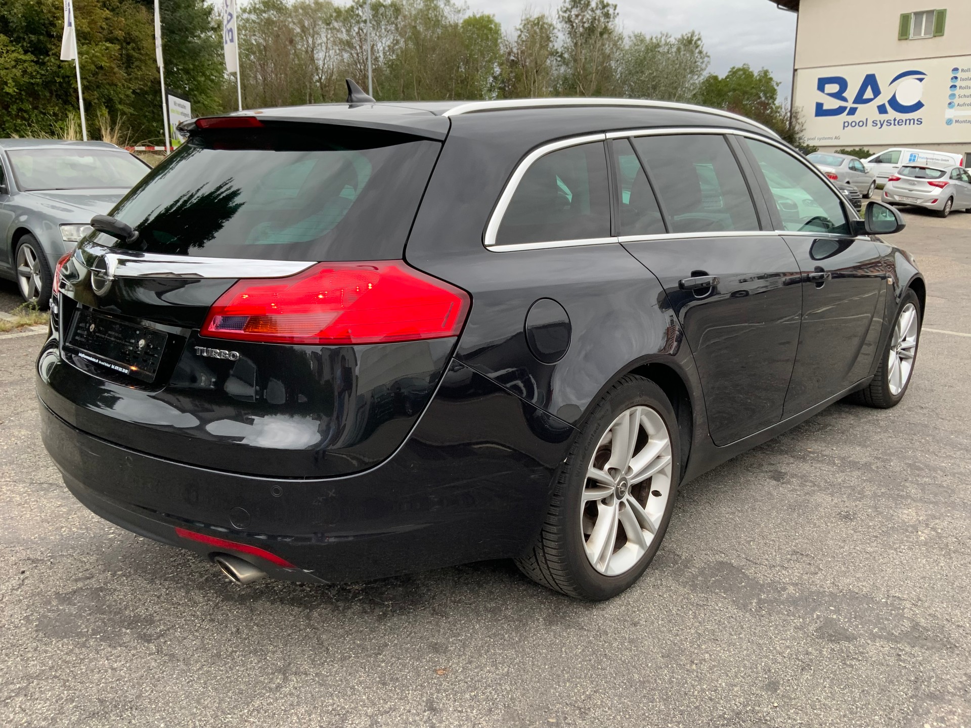 OPEL Insignia Sports Tourer 2.0 Turbo Sport-image-3