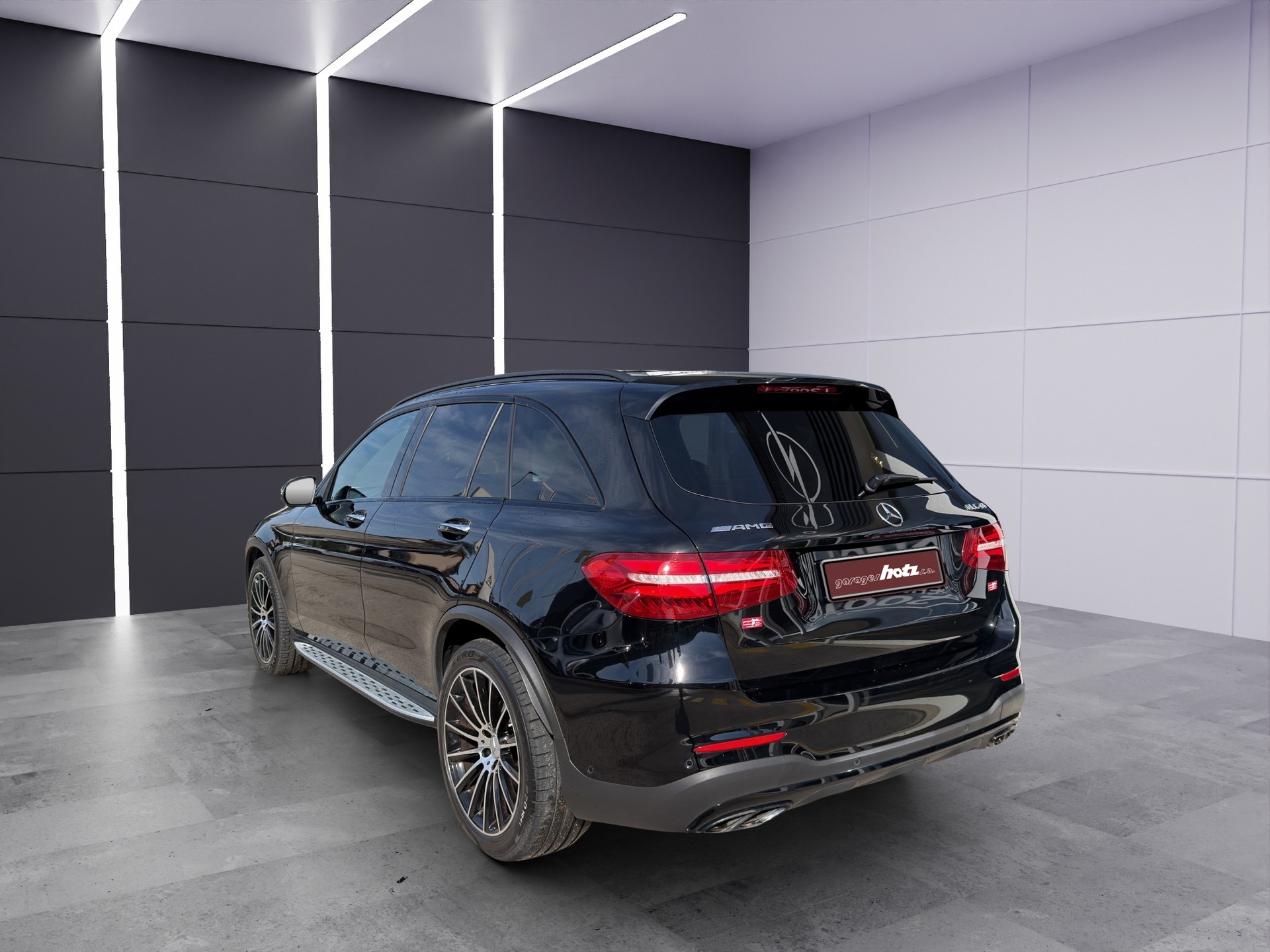 MERCEDES-BENZ GLC 43 AMG 4Matic-showroom-element-3