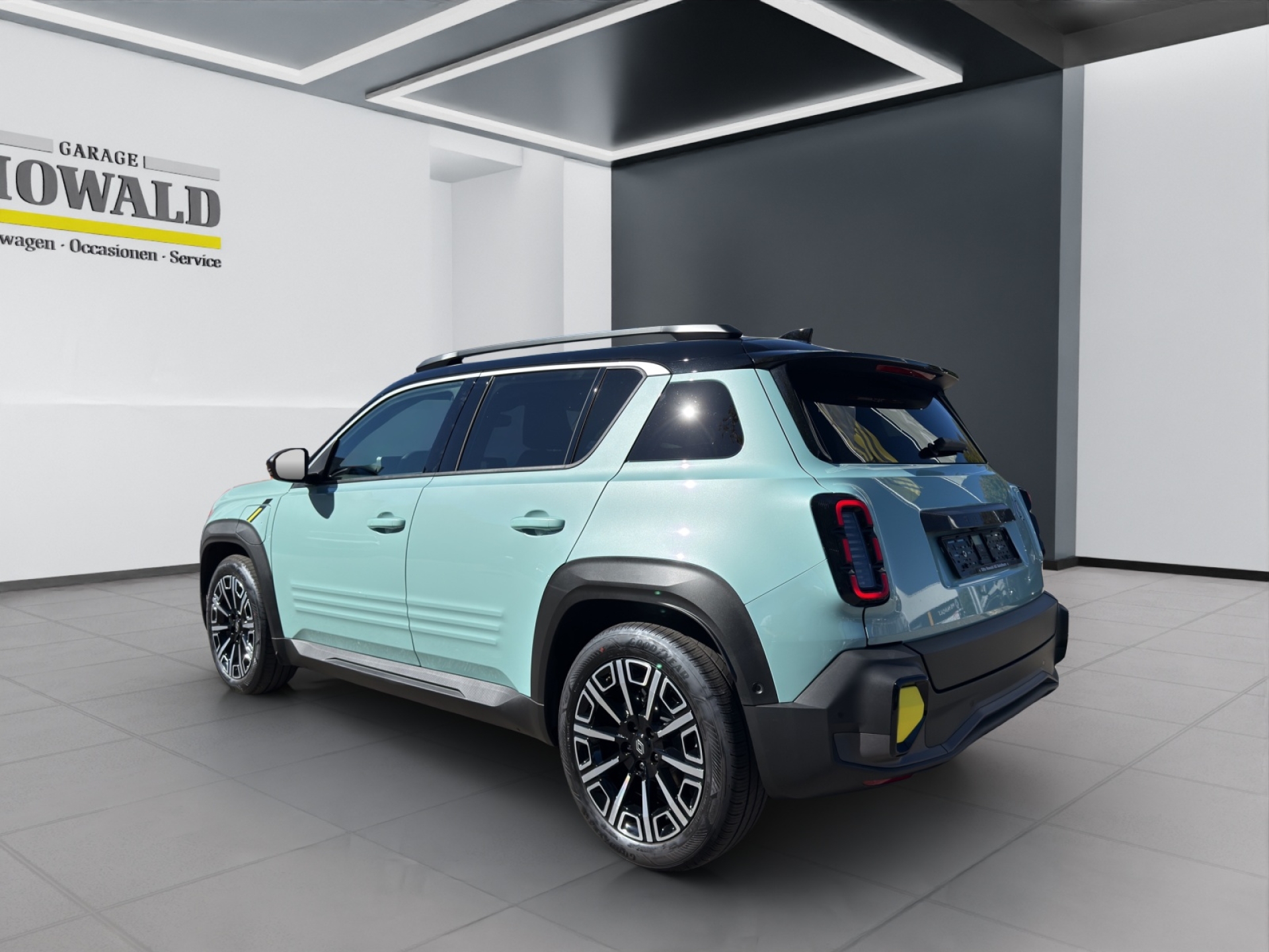 RENAULT R4 E-TECH ELECTRIC-showroom-element-2