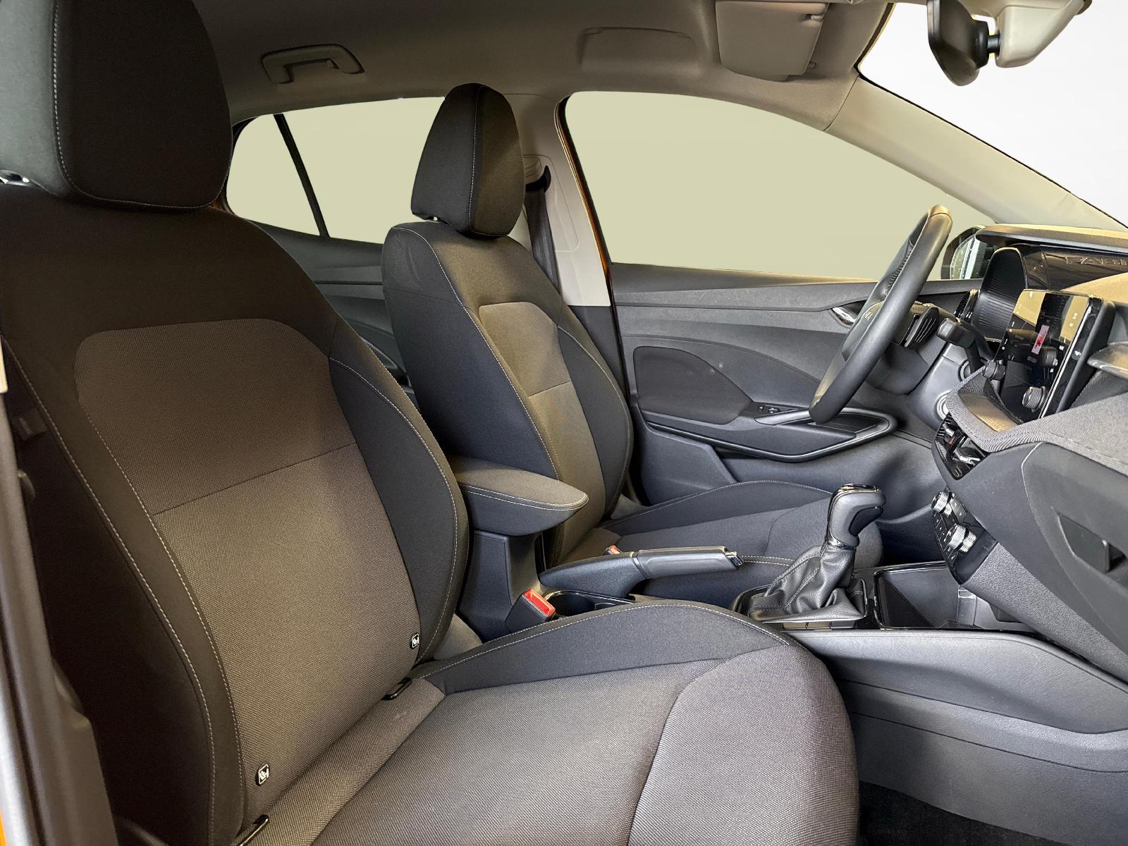 SKODA Fabia 1.0 TSI Selection DSG-image-9