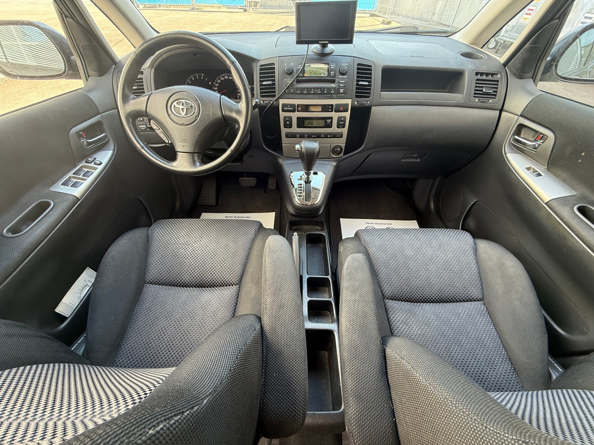 TOYOTA Corolla Verso 1.8 Linea Terra Family-image-4