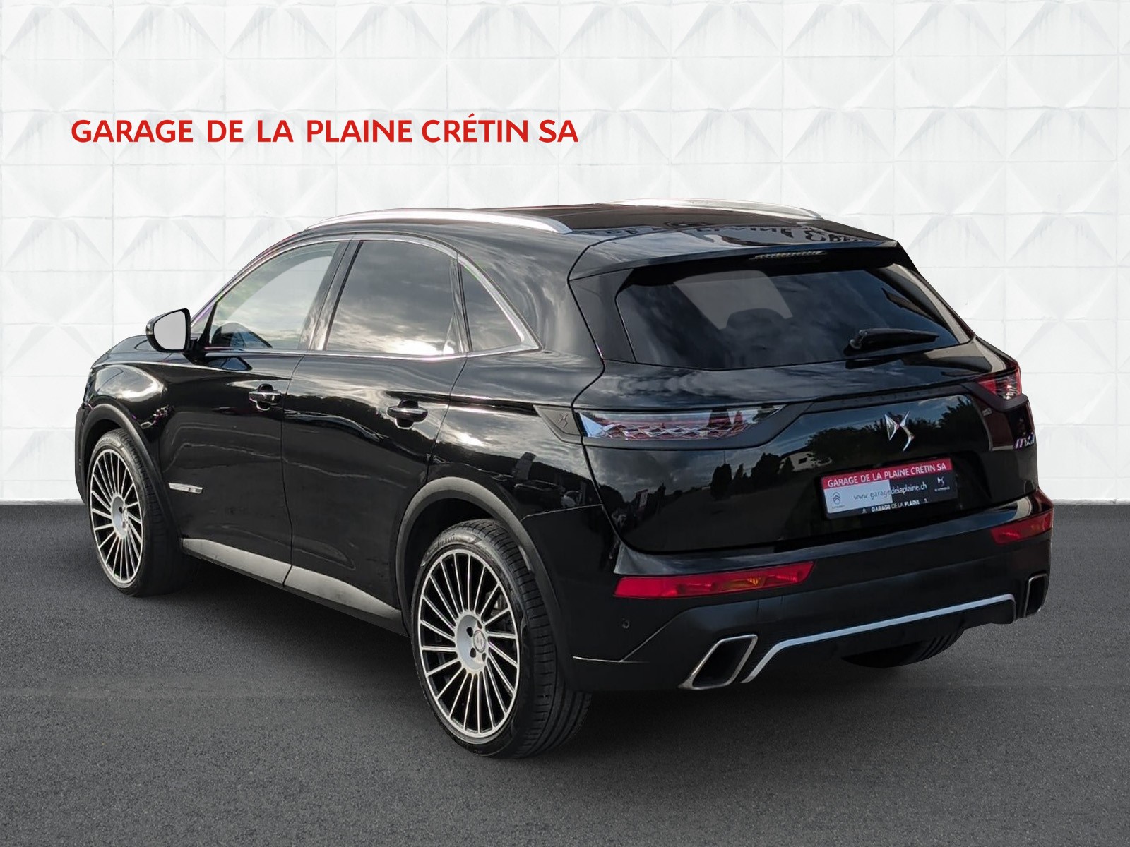 DS AUTOMOBILES DS 7 Crossback 1.6 THP Performance Line-showroom-element-3