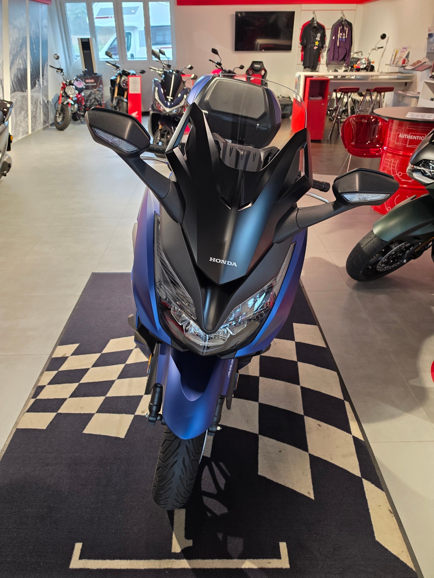 HONDA Nss 125 Forza ABS-image-1