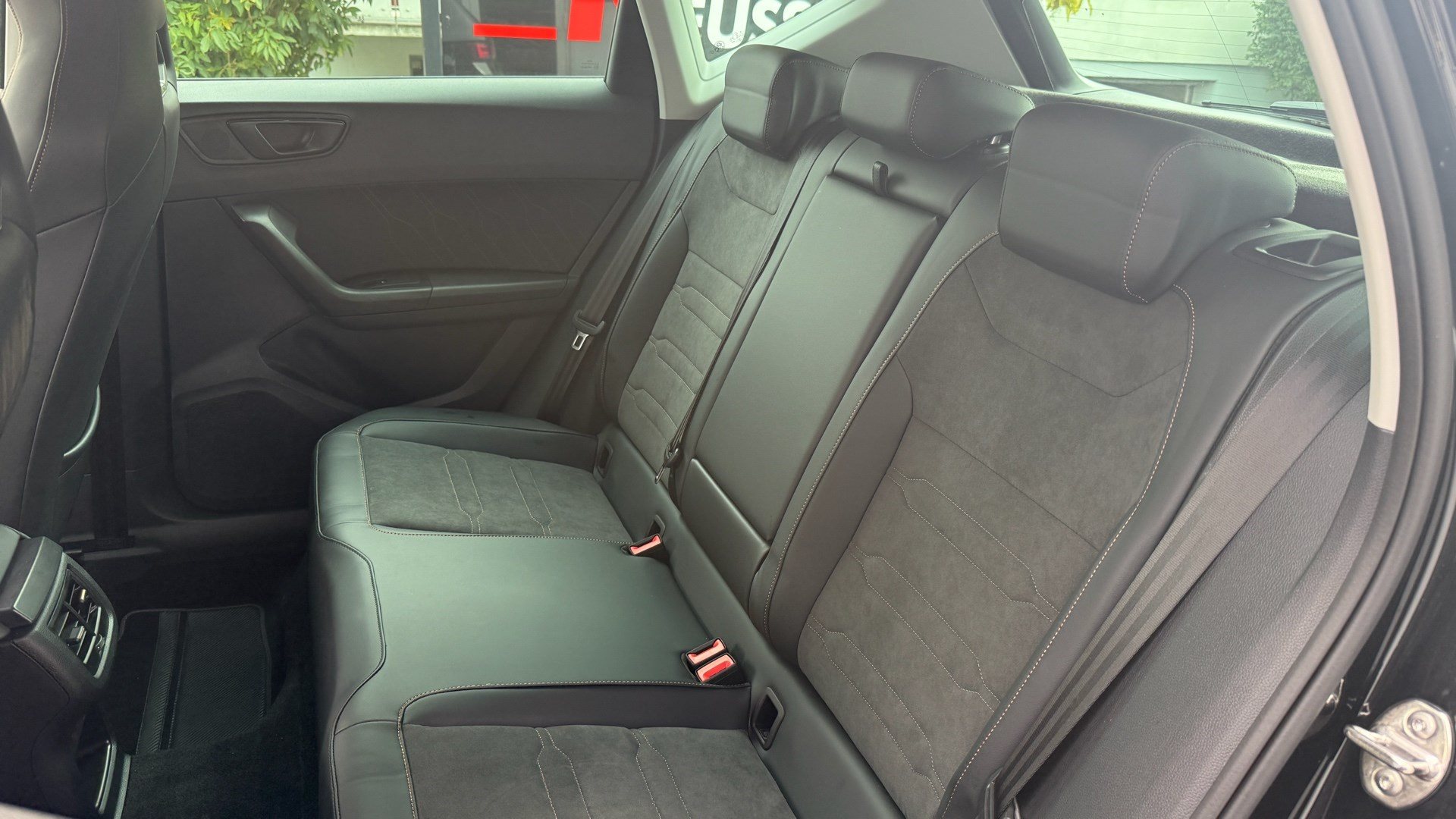CUPRA Ateca 2.0 TSI 4Drive *** ANHÄNGERKUPPLUNG SCHWENKBAR & 5 JAHRE CUPRA WERKSGARANTIE ***-image-17