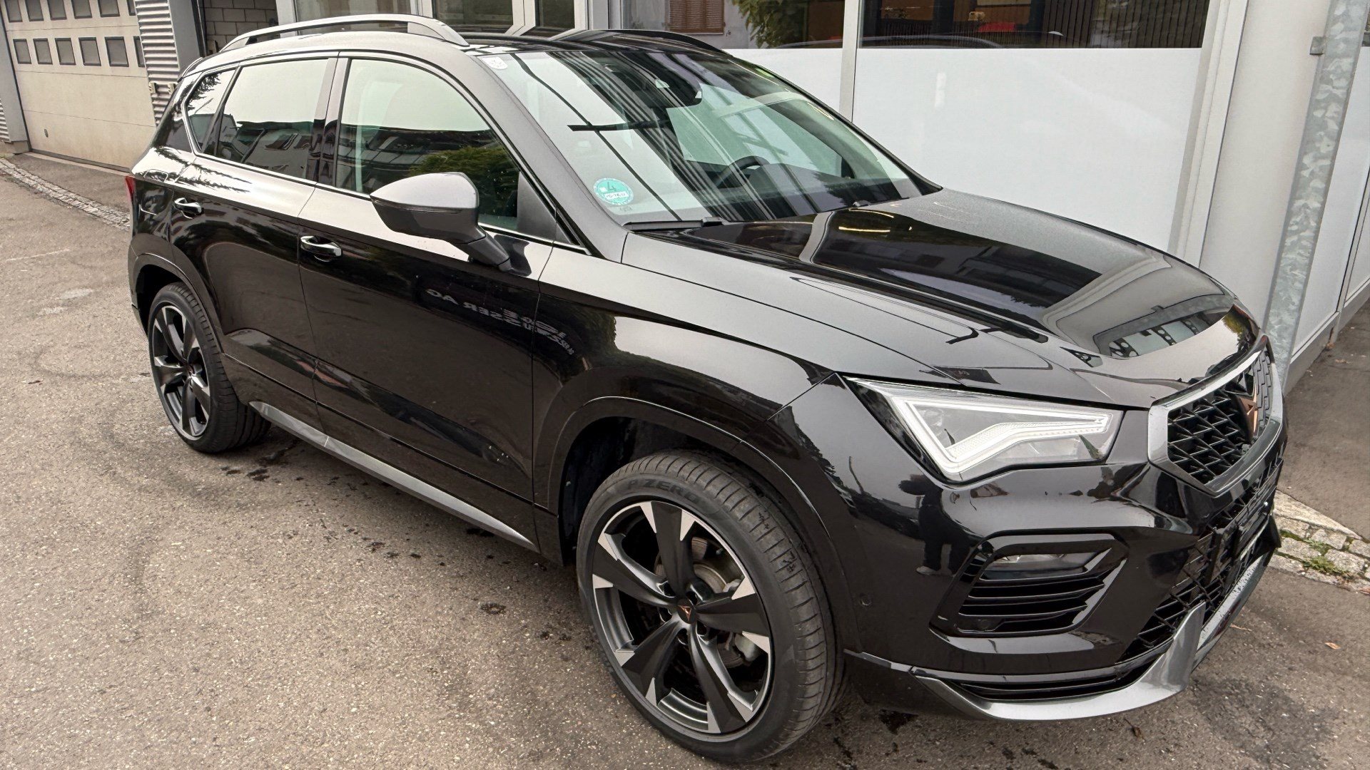 CUPRA Ateca 2.0 TSI 4Drive *** ANHÄNGERKUPPLUNG SCHWENKBAR & 5 JAHRE CUPRA WERKSGARANTIE ***-showroom-element-2
