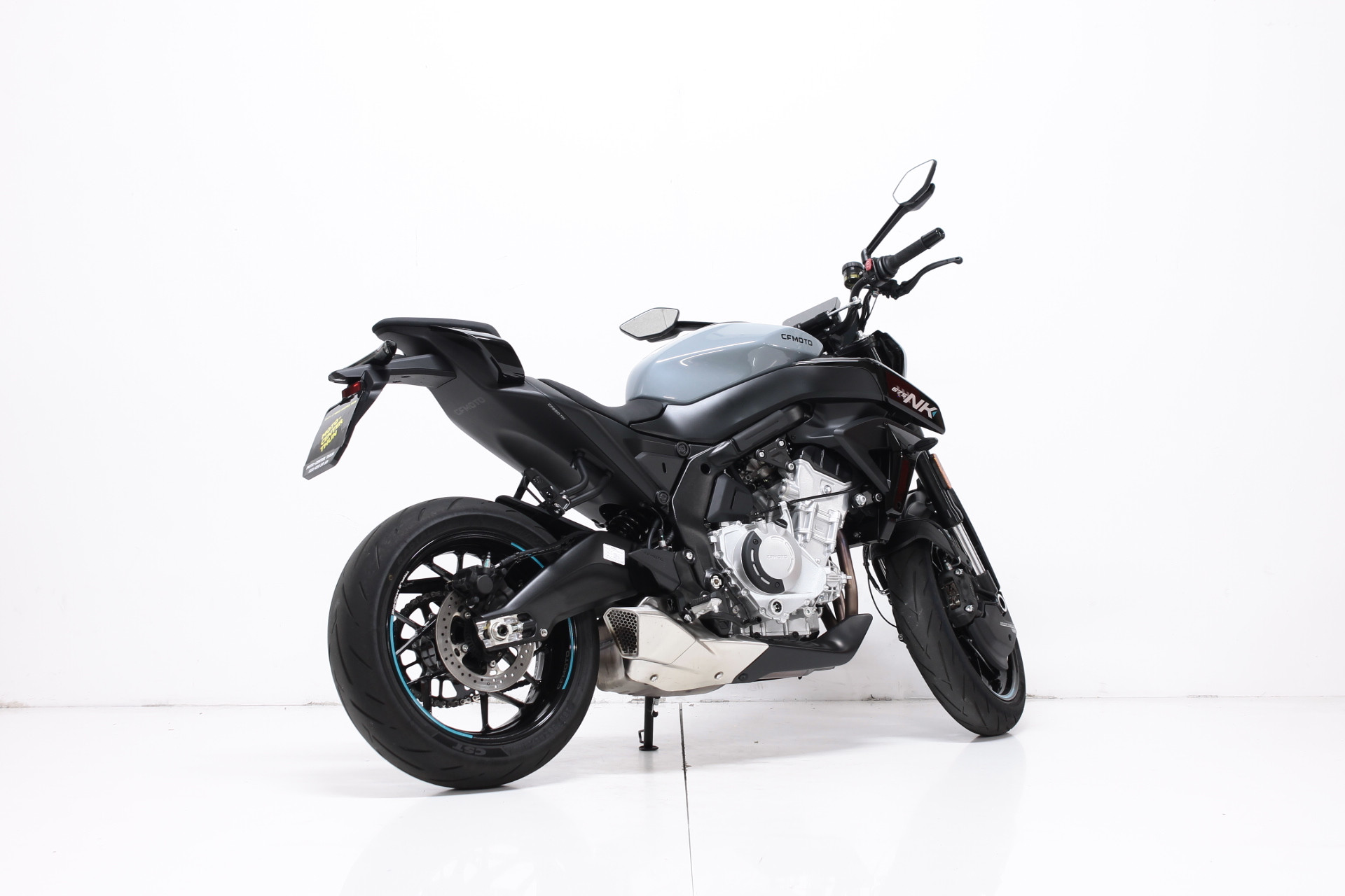 CF MOTO 675 NK-image-5