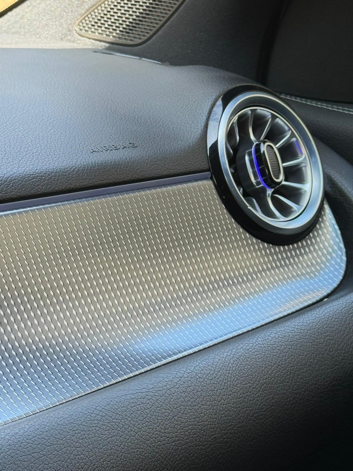 MERCEDES-BENZ EQA 250-image-5