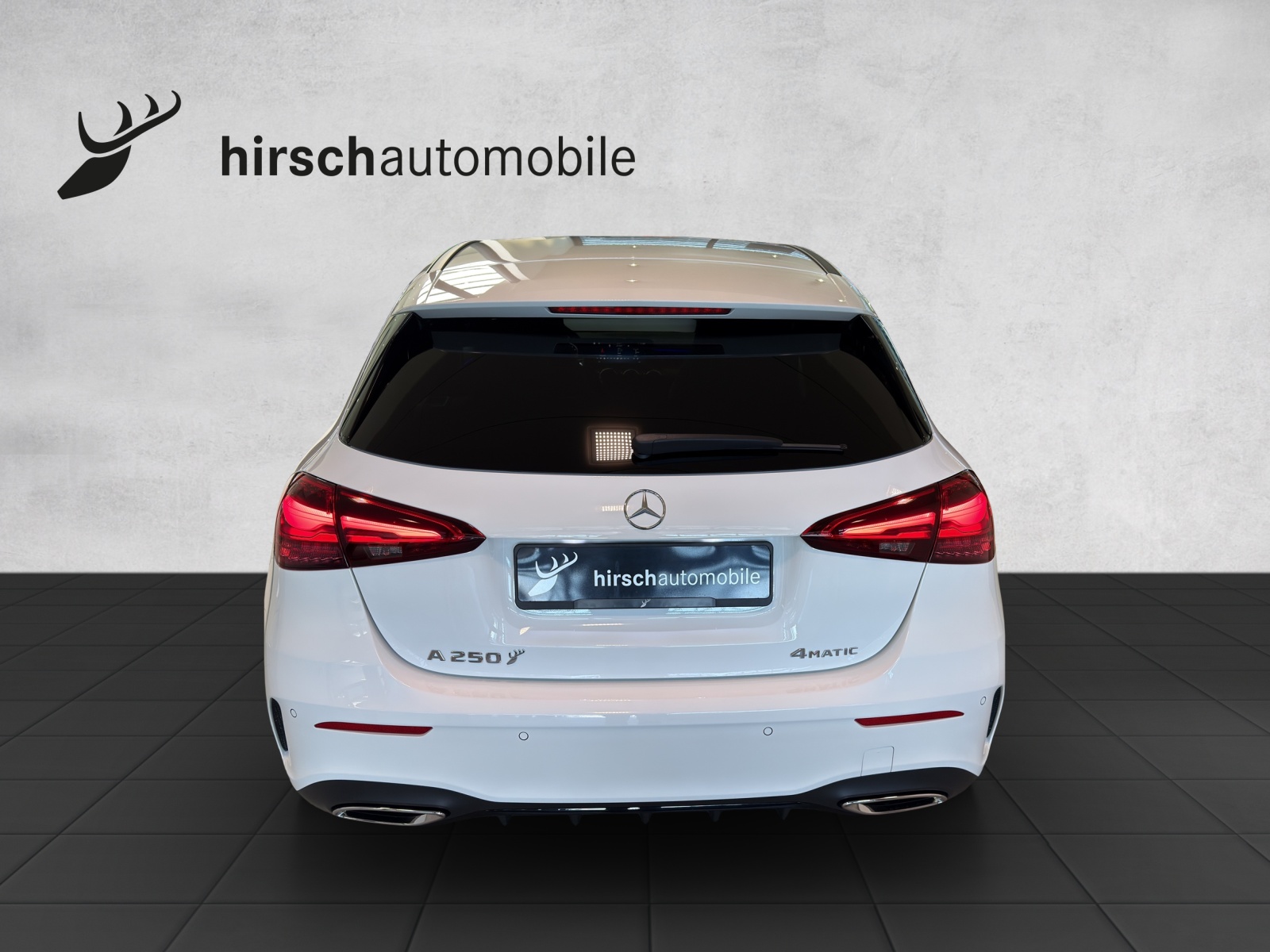 MERCEDES-BENZ A 250 4Matic 8G-DCT-showroom-element-2