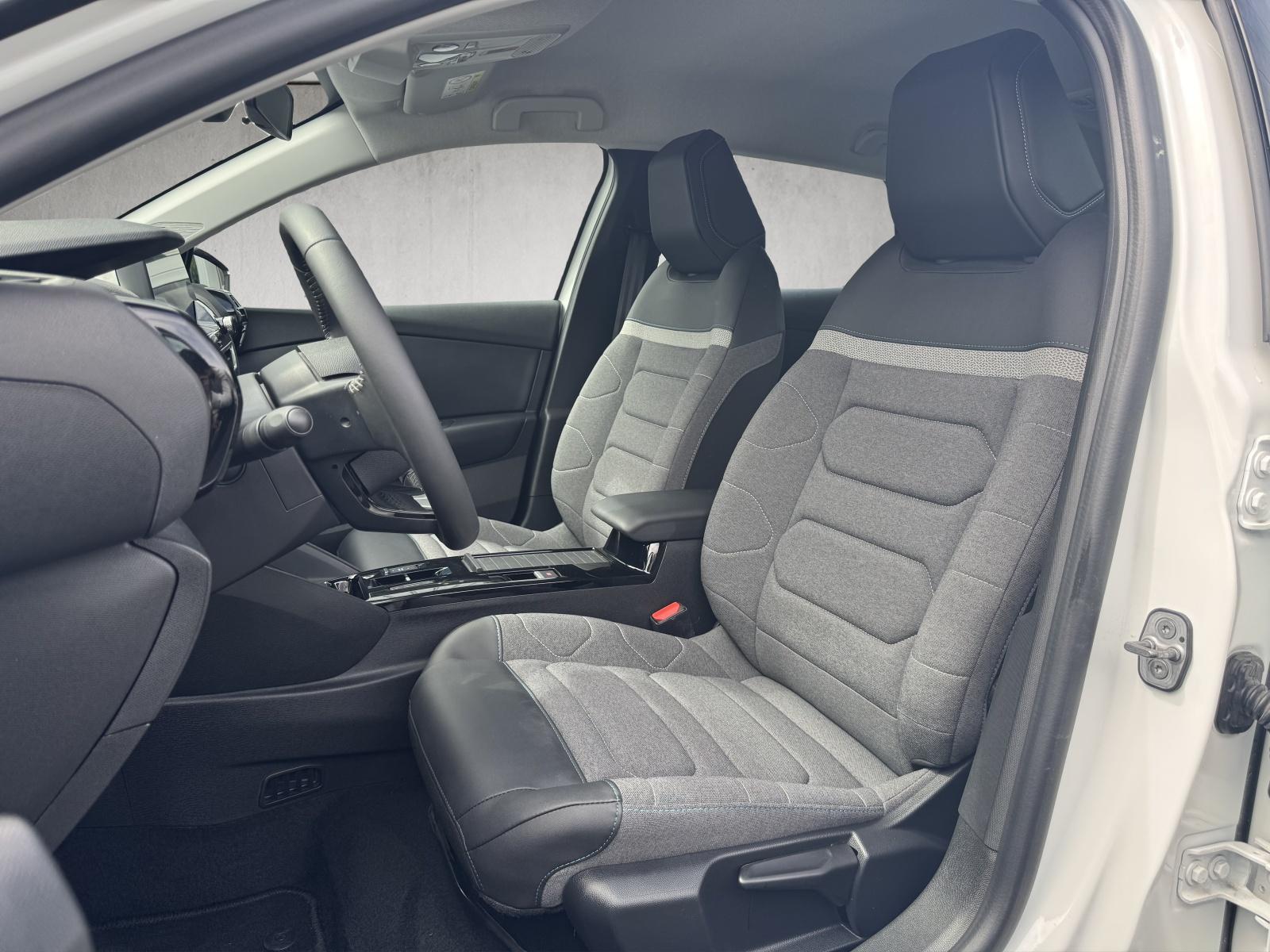 CITROEN e-C4 Swiss Edition-image-7