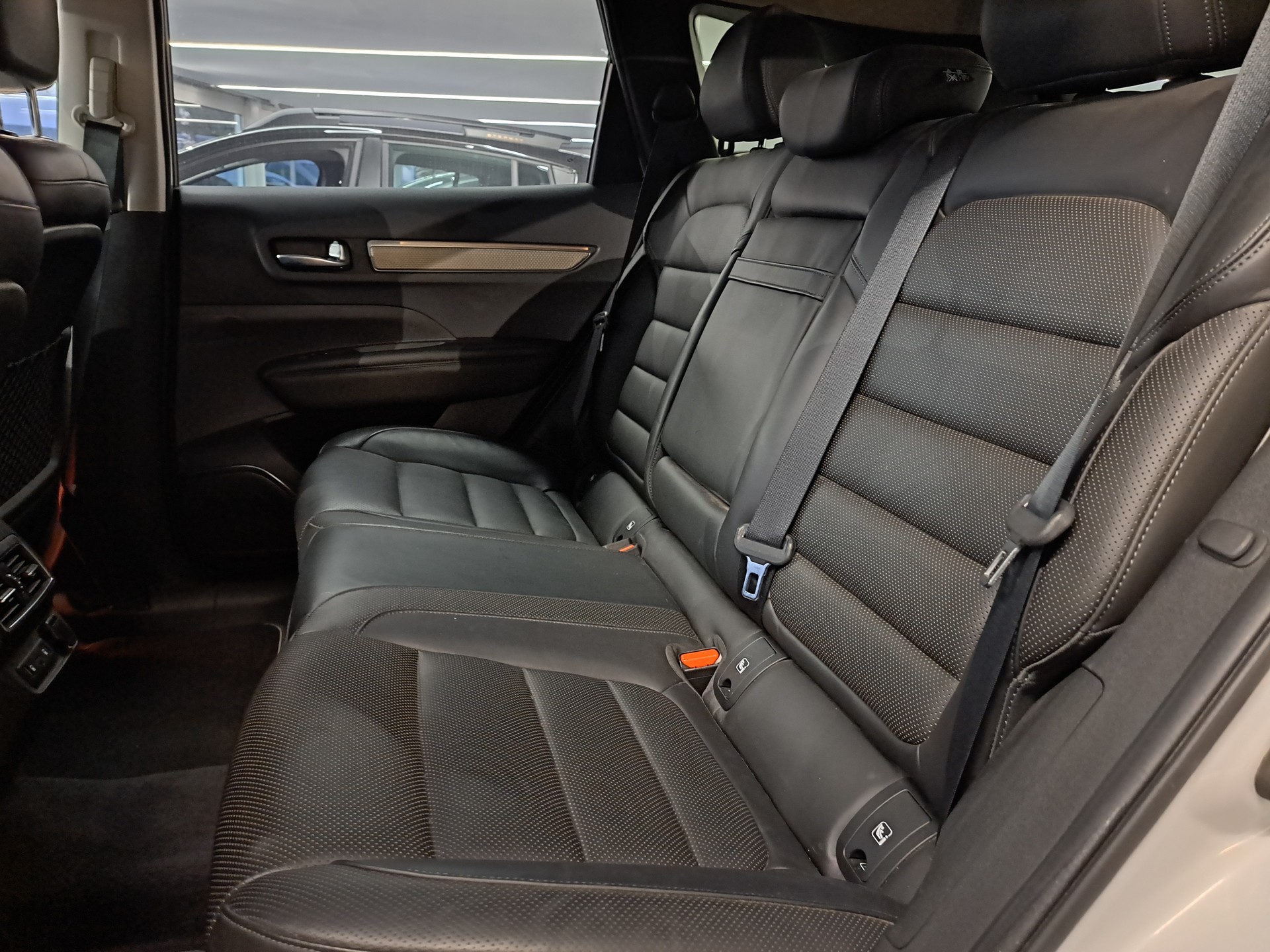 RENAULT Koleos 2.0 dCi Initial Paris 4x4 Xtronic CVT-image-6