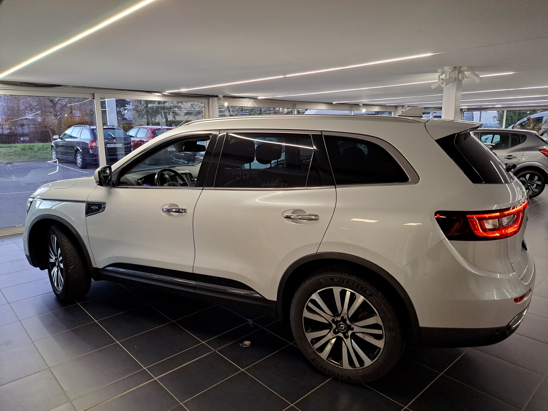 RENAULT Koleos 2.0 dCi Initial Paris 4x4 Xtronic CVT-image-1