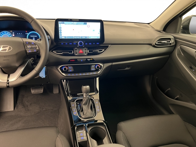 HYUNDAI i30 Wagon 1.5 T-GDi Amplia-image-8