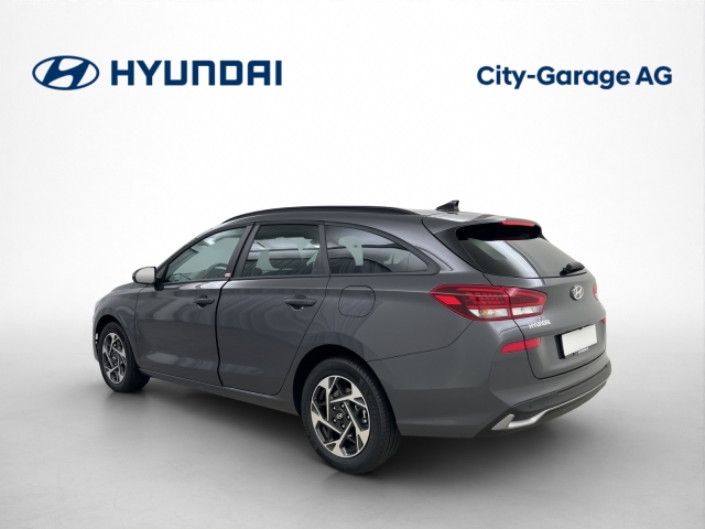 HYUNDAI i30 Wagon 1.5 T-GDi Amplia-showroom-element-1