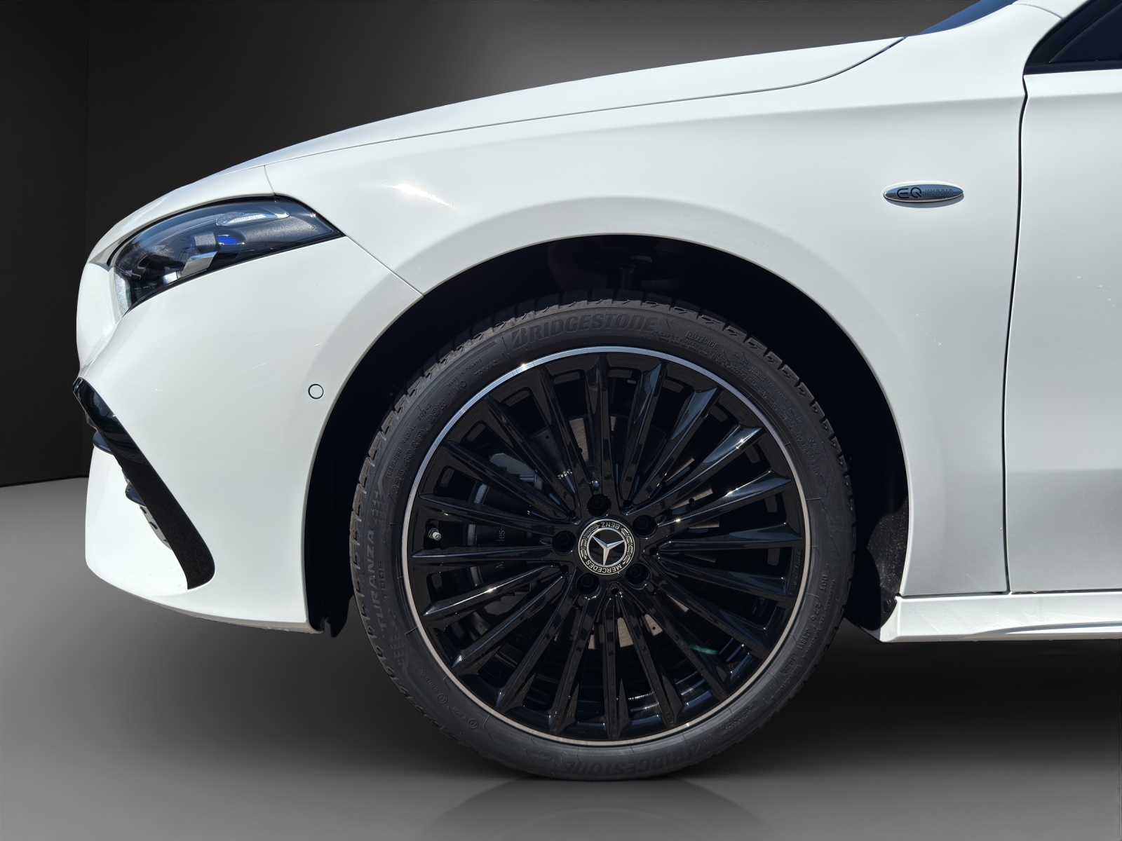 MERCEDES-BENZ A 250 e EQ Star 8G-DCT-image-7