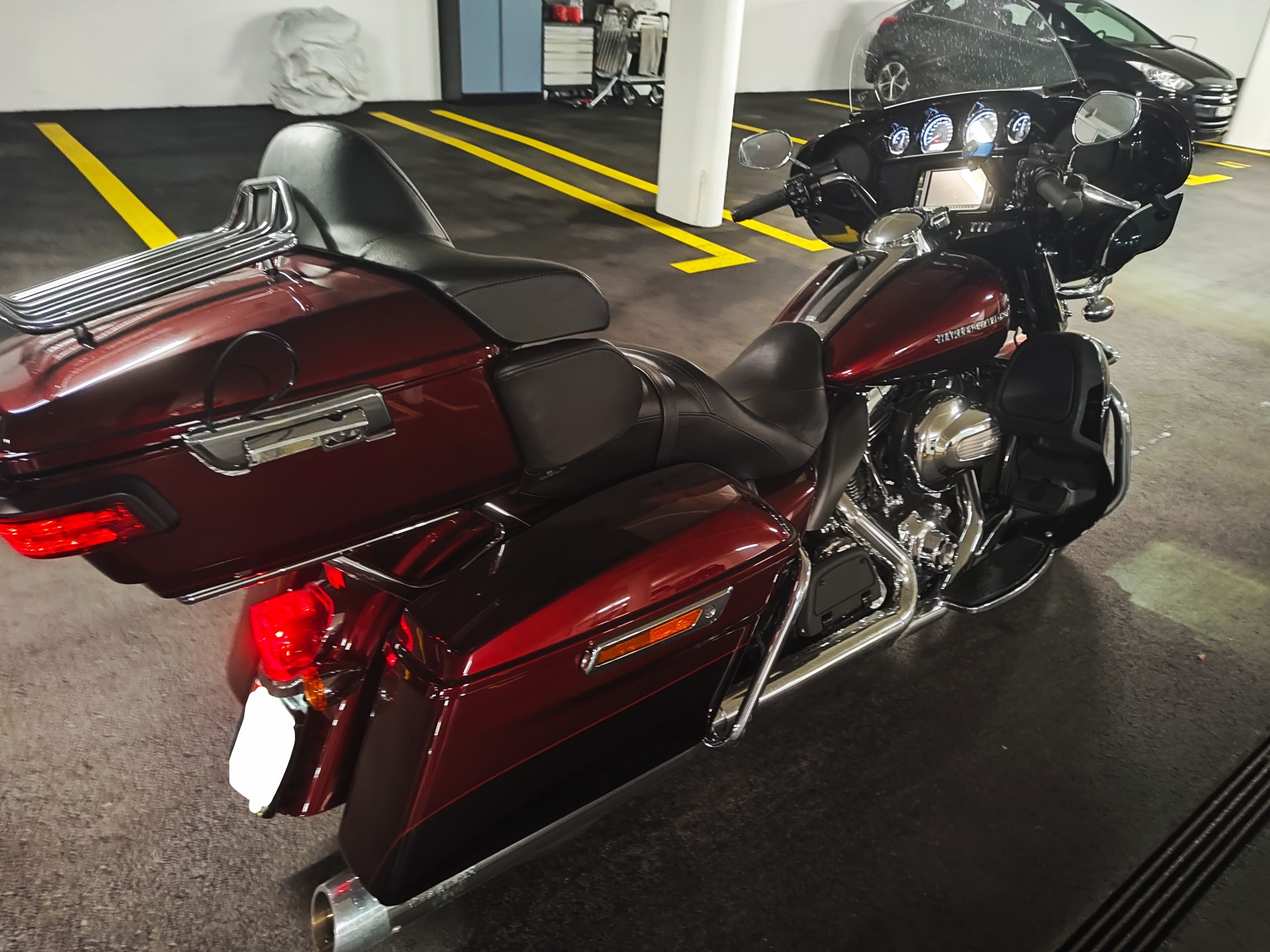HARLEY-DAVIDSON FLHTK Electra Glide Ultra Limited-image-3