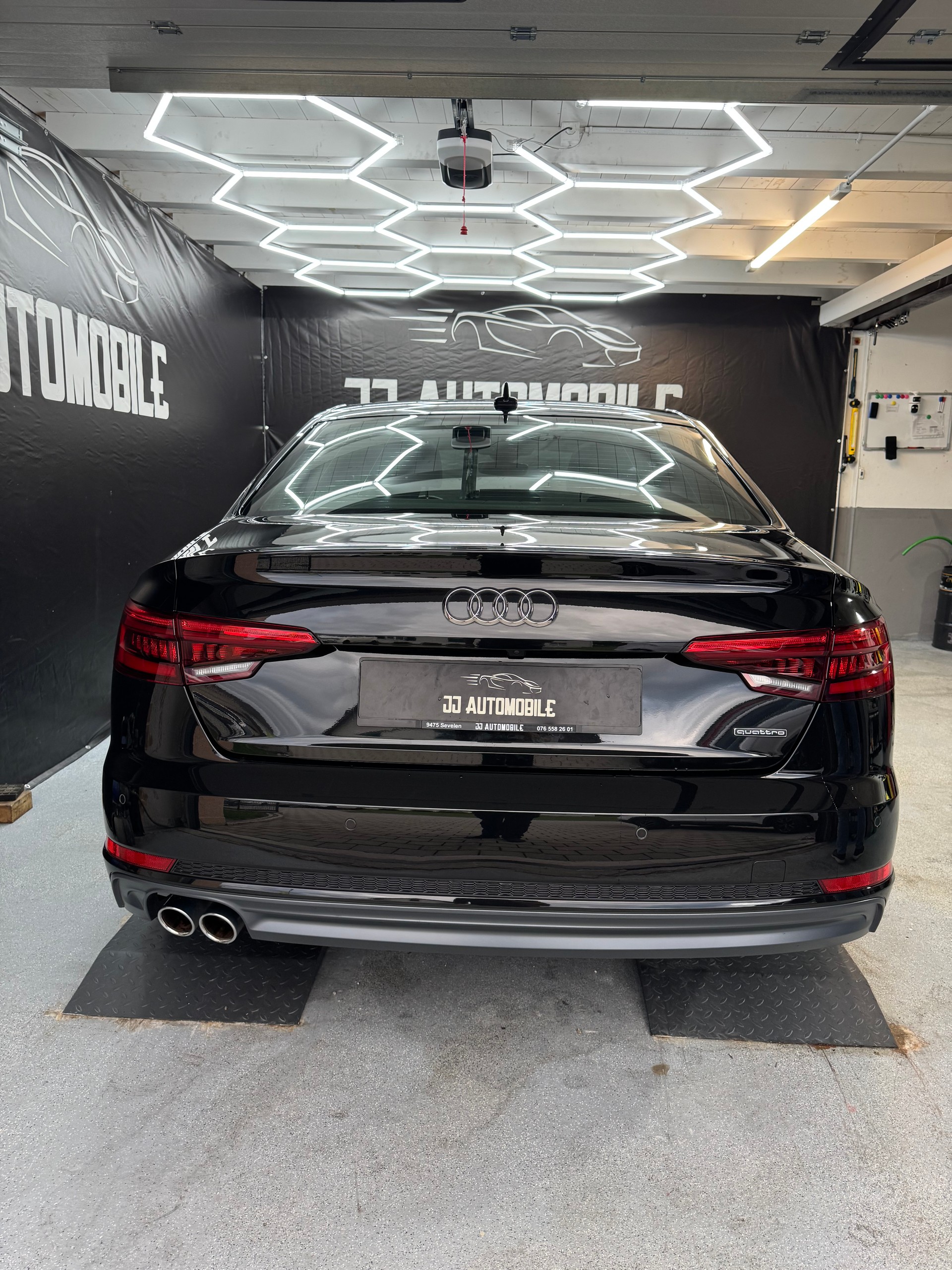 AUDI A4 3.0 TDI Sport quattro tiptronic-image-4
